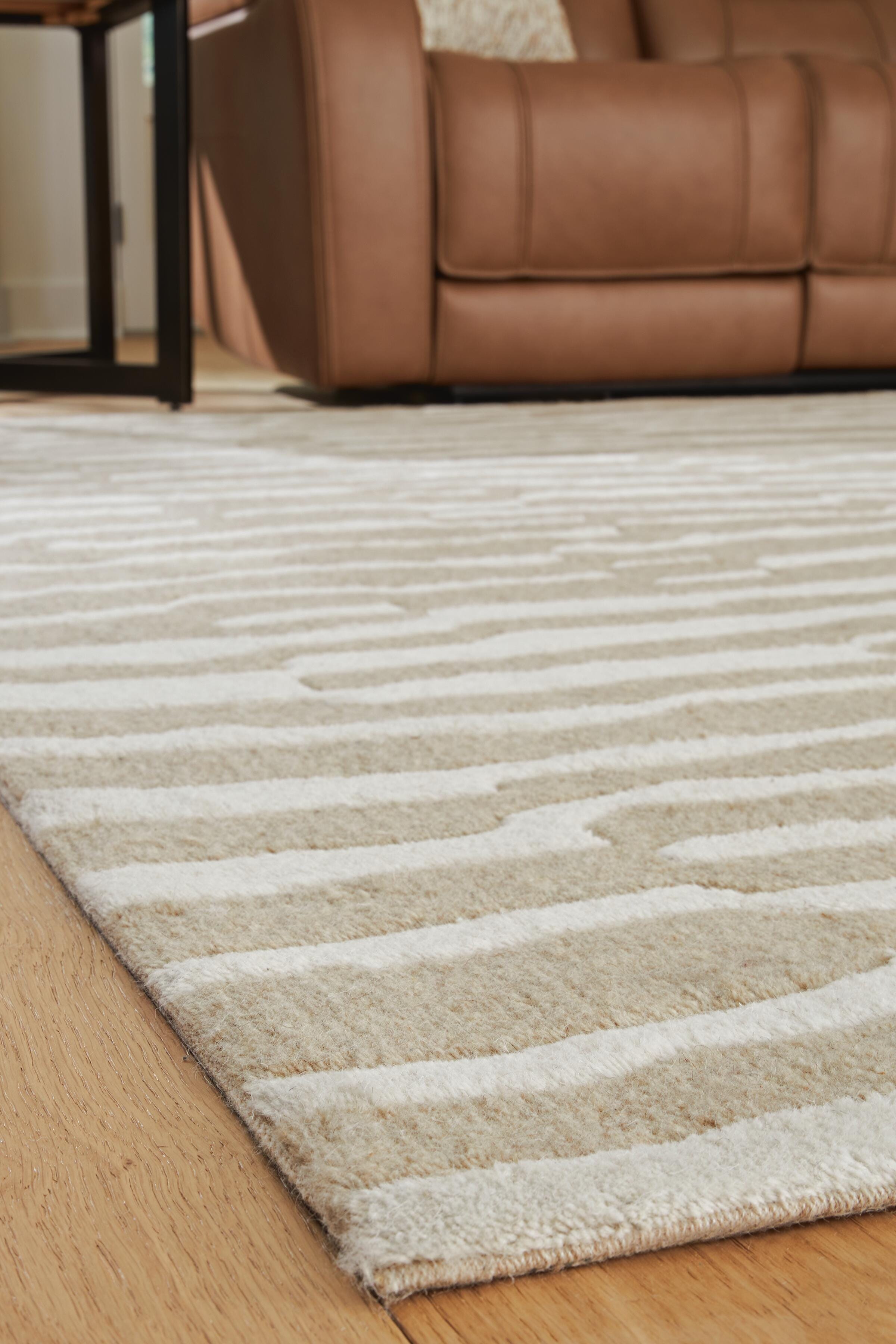 Corrbell 5' x 7' Area Rug - image 3