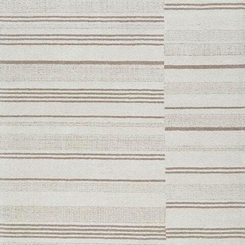 Gadence 5' x 7' Area Rug - image 5