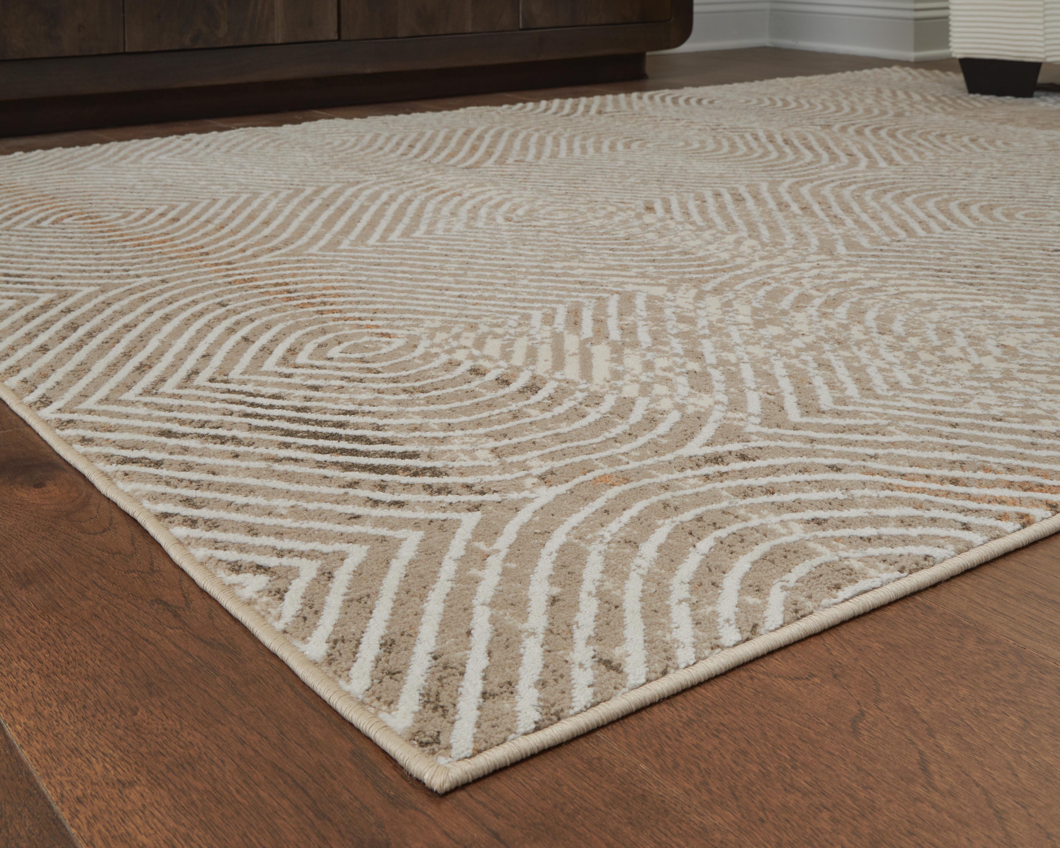 Bachus 5'3" x 7' Area Rug - image 3