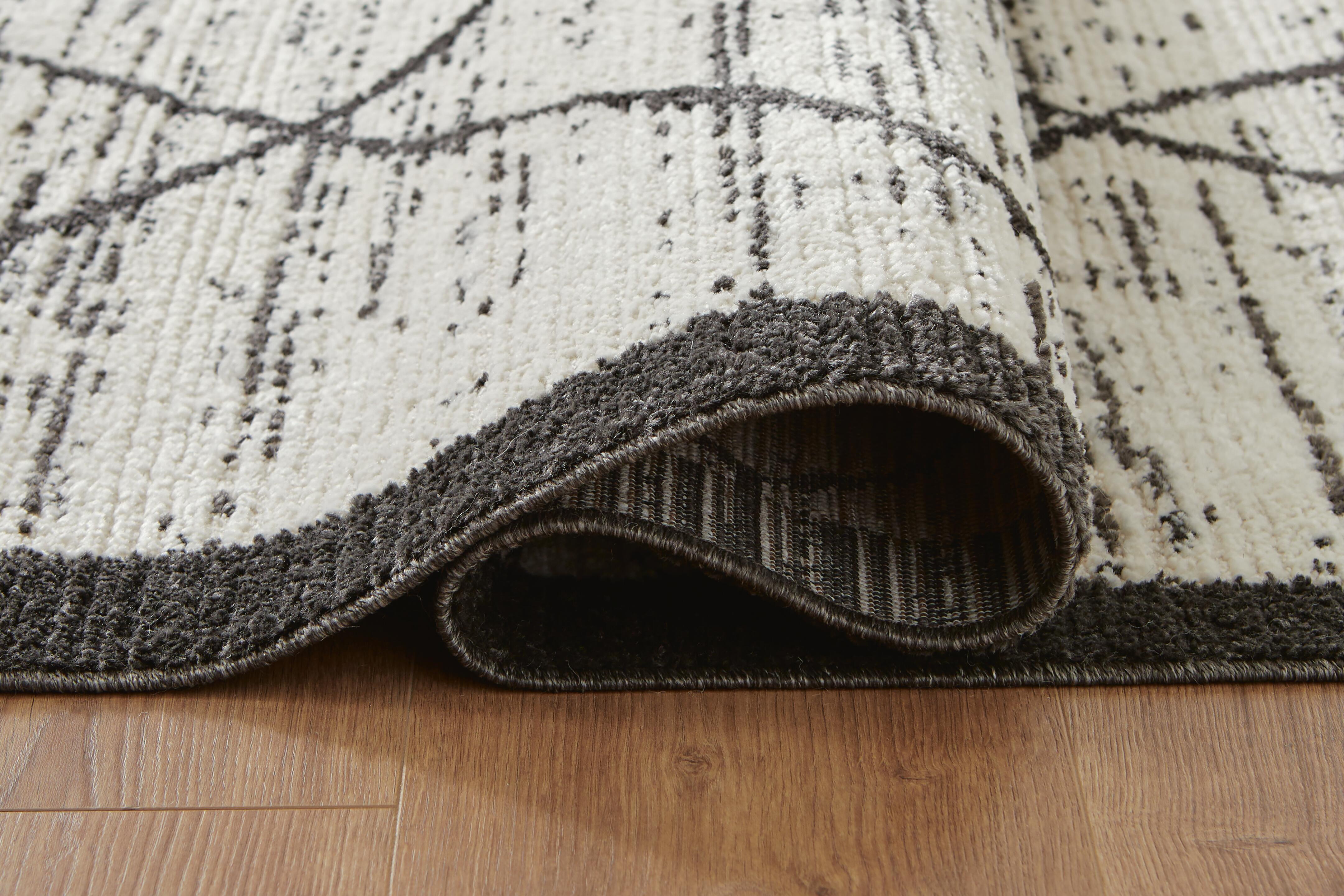 Fenriston Large Rug - image 4
