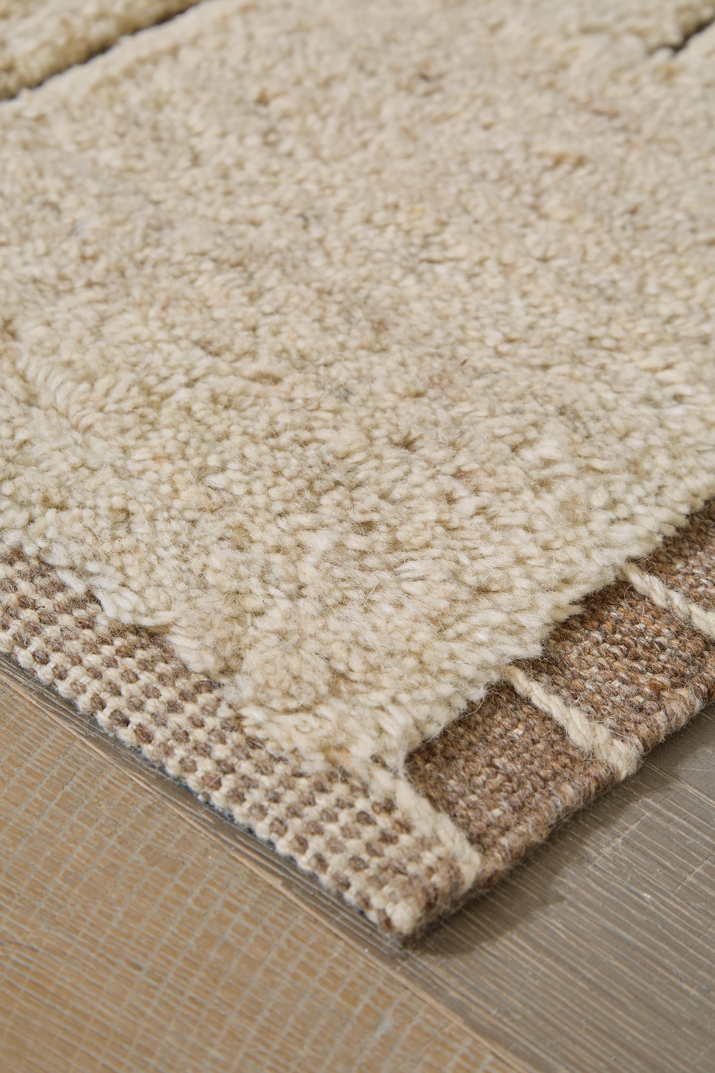 Clayman Large Rug - image 3
