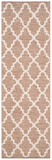Safavieh Montauk Collection 2'3" x 7' Runner Rug, Beige/White
