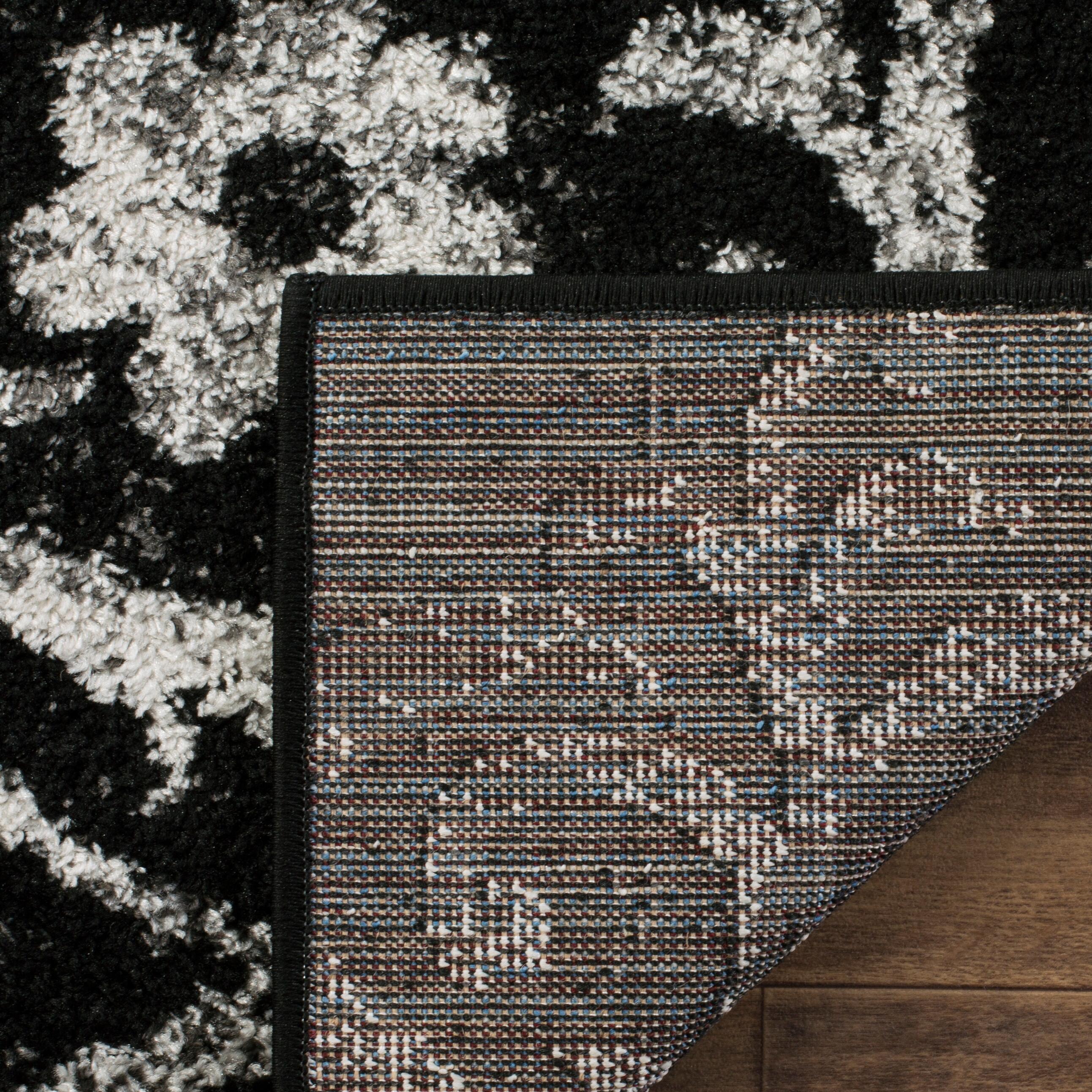 Safavieh Abstract 6' x 9' Area Rug, Black/Silver, large