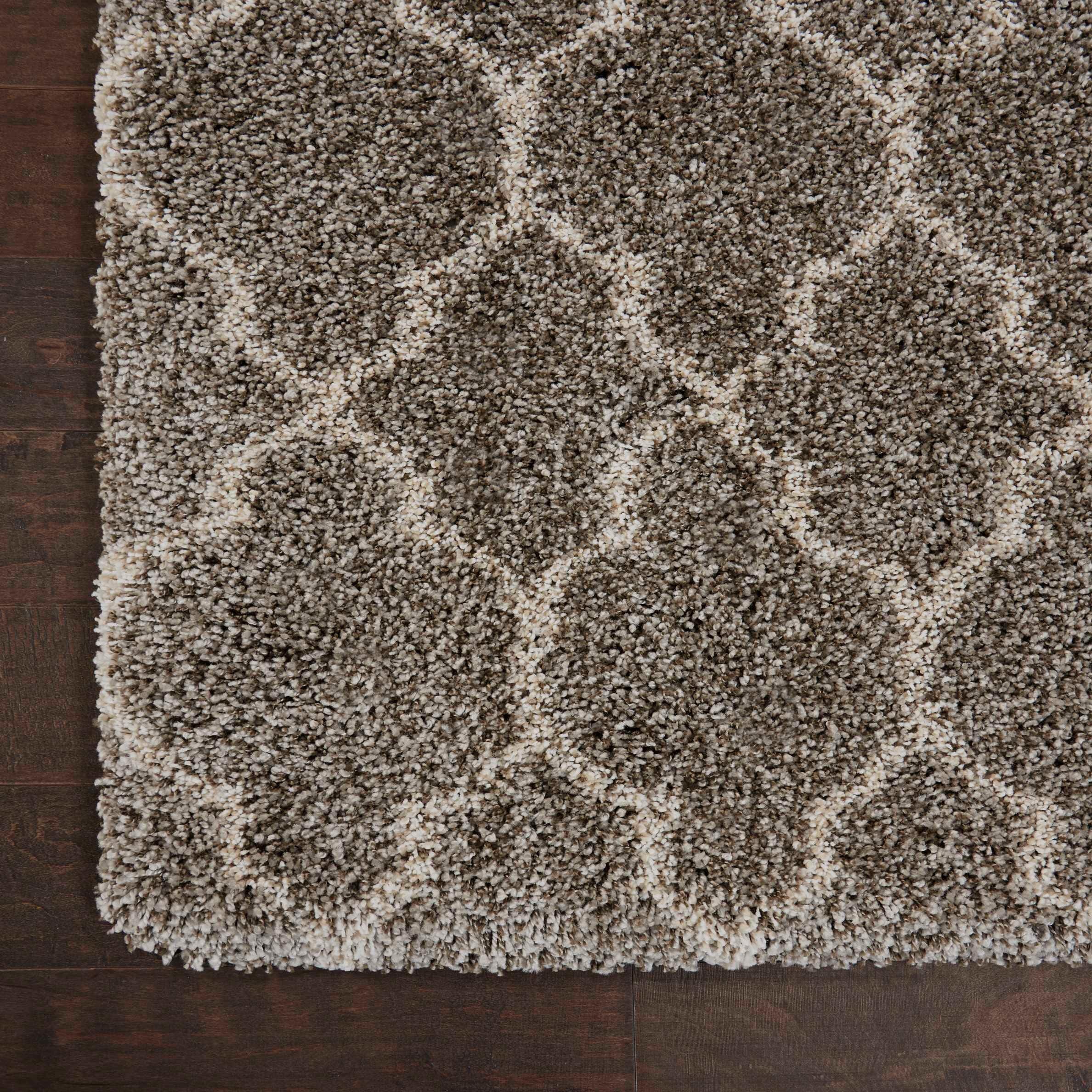 Nourison Nourison Amore 3'11" x 5'11" Stone Shag Indoor Rug, Stone, large