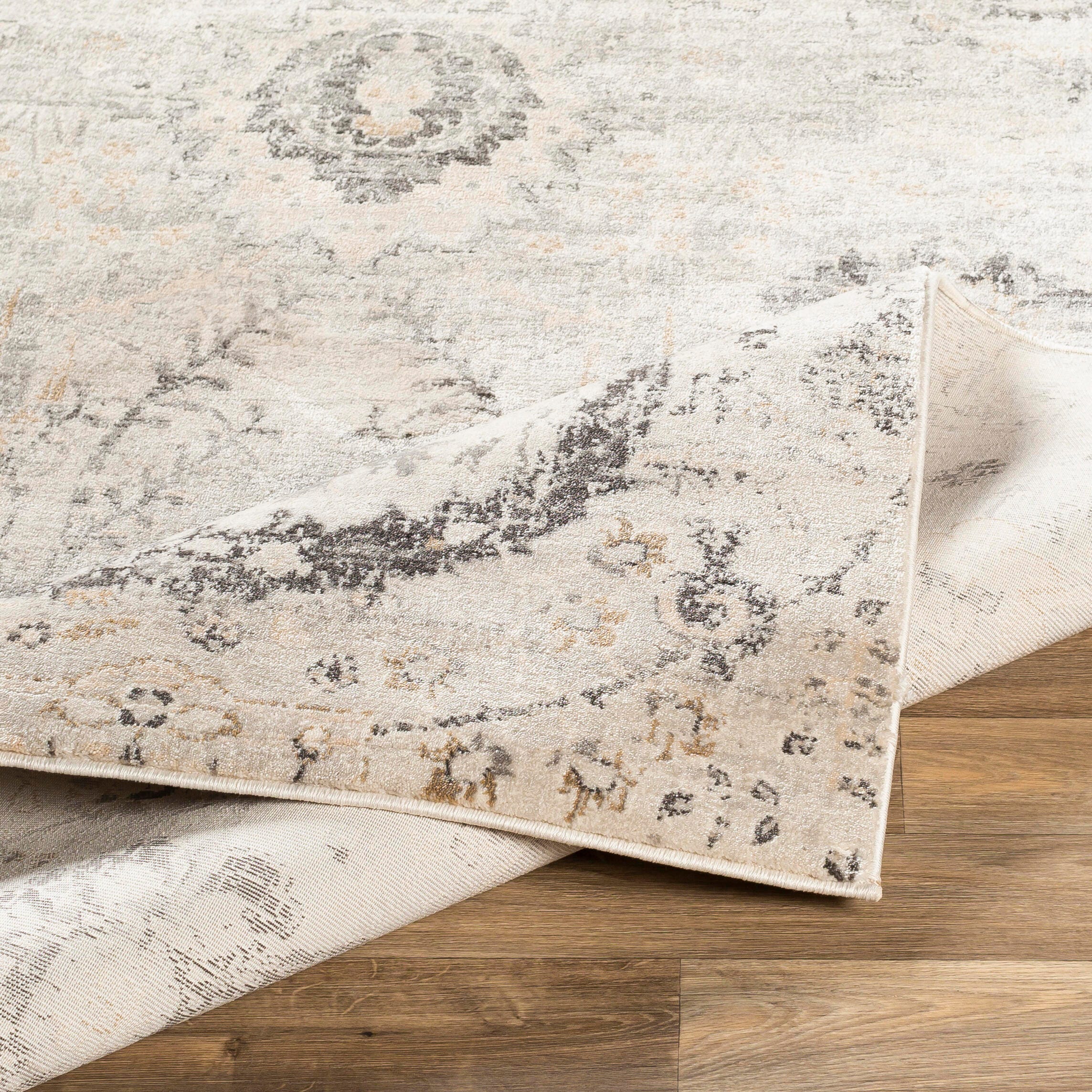 Traditional 5'3" x 7'3" Area Rug, Multi, large