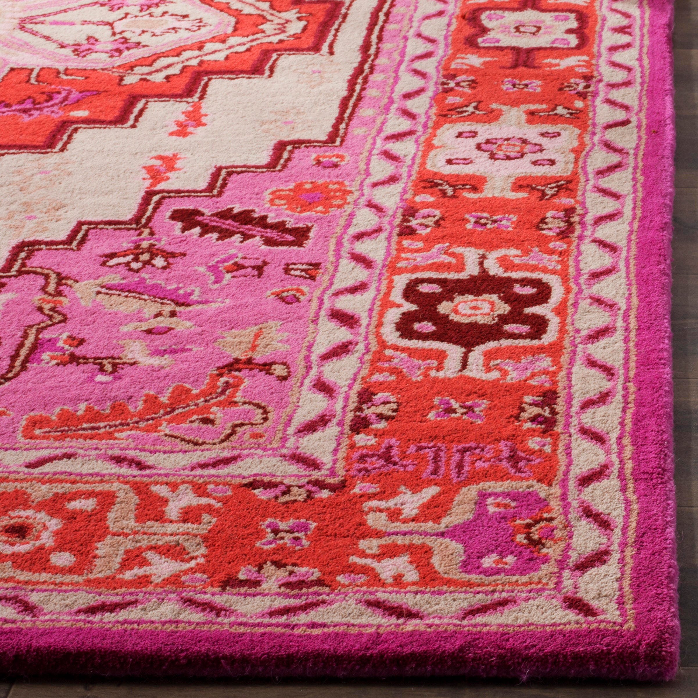 Safavieh Bellagio 3' X 5' Accent Rug, Red Pink/Ivory, rollover