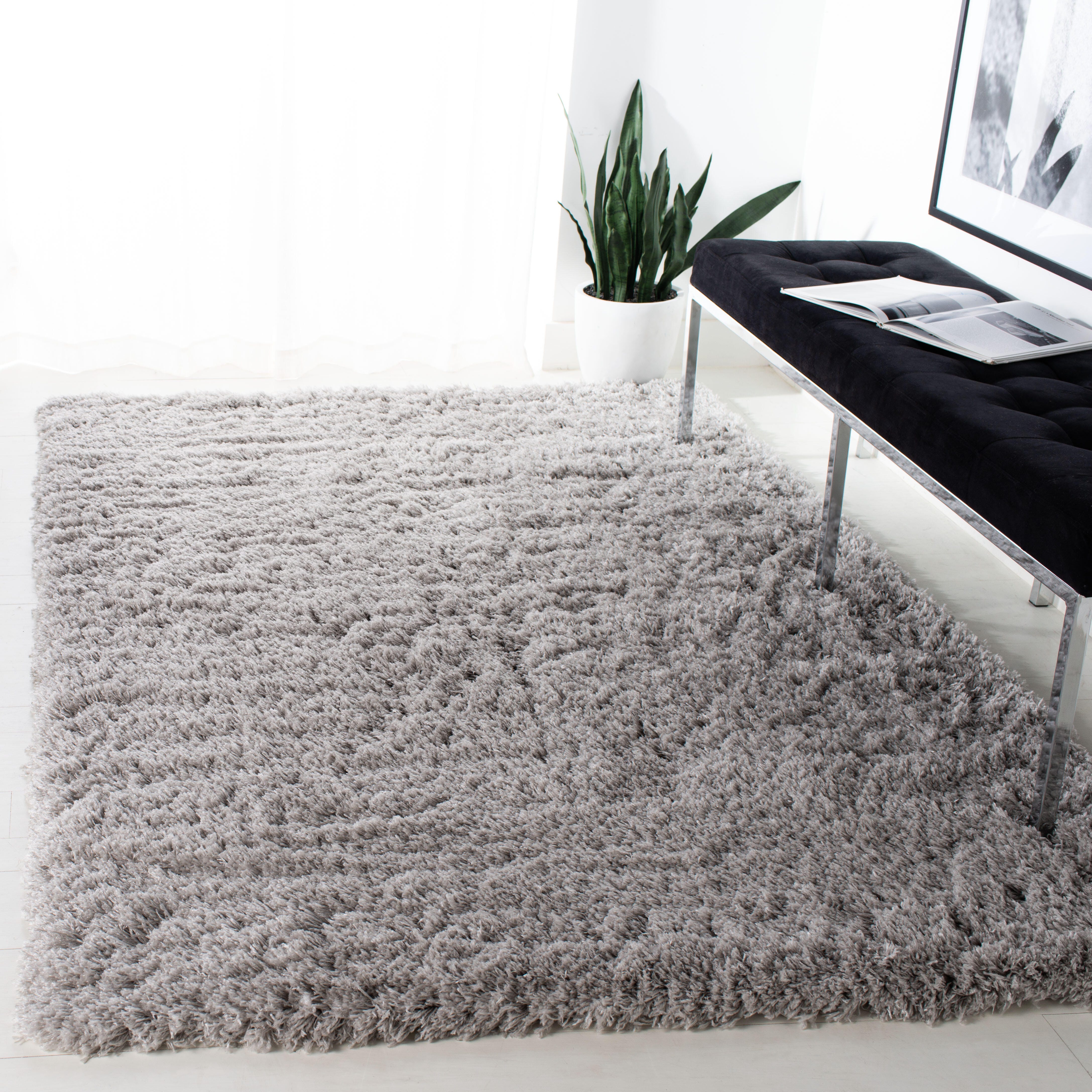 Safavieh Polar Shag 5'1" x 7'6" Area Rug, Silver, rollover