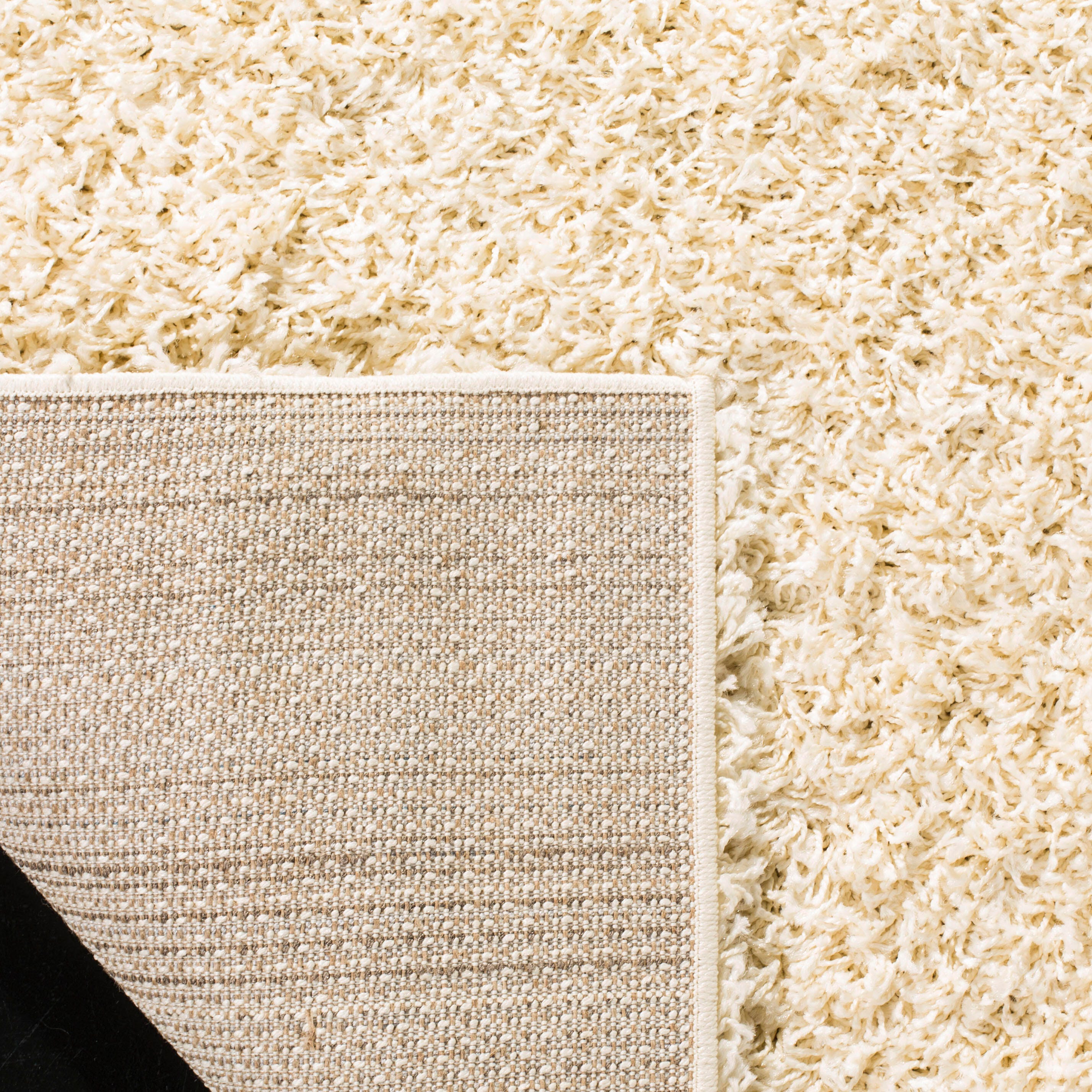 Safavieh Athens Shag Athens Shag 6' x 9' Area Rug, White, large