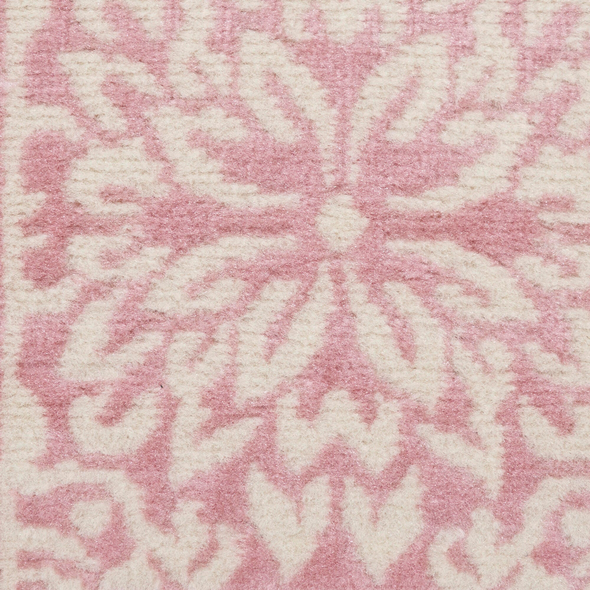 Swatch color Ivory/Pink 