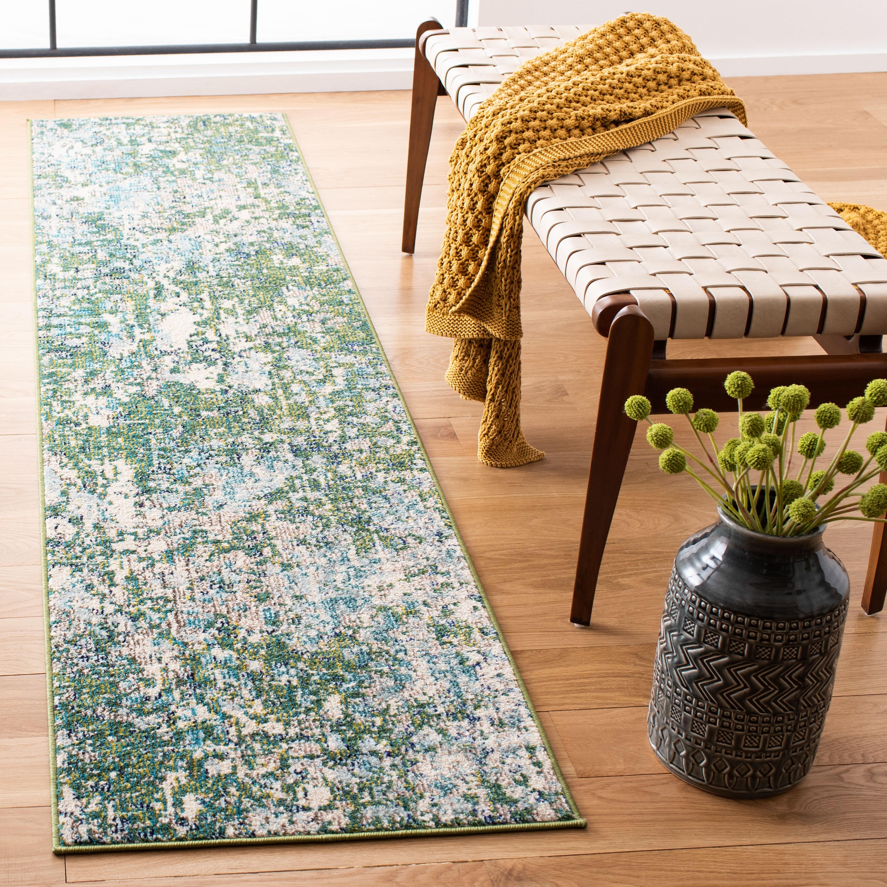 Safavieh Madison 2'-2 x 8' Runner, Green, rollover
