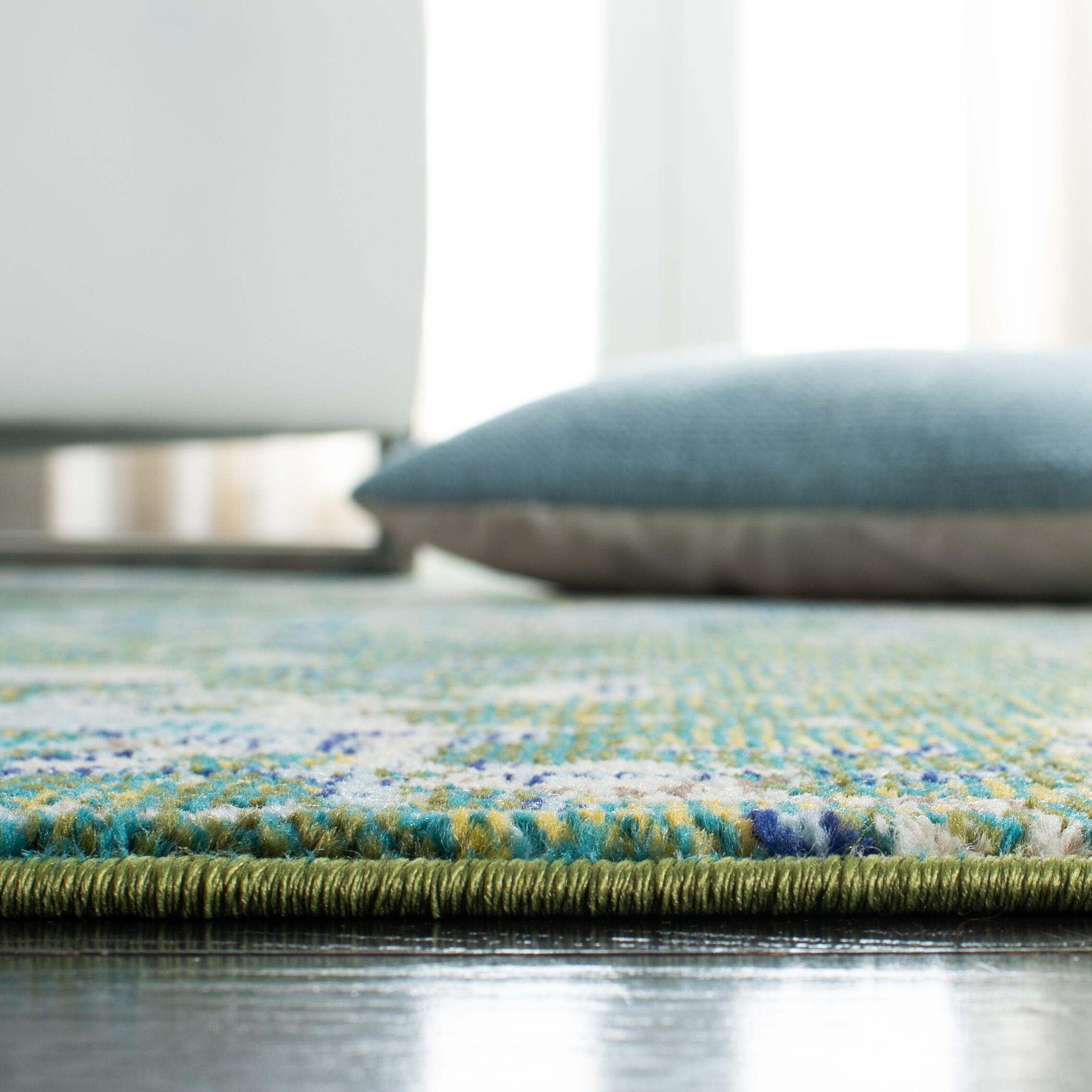 Safavieh Madison Madison 6' x 9' Area Rug, Green, large