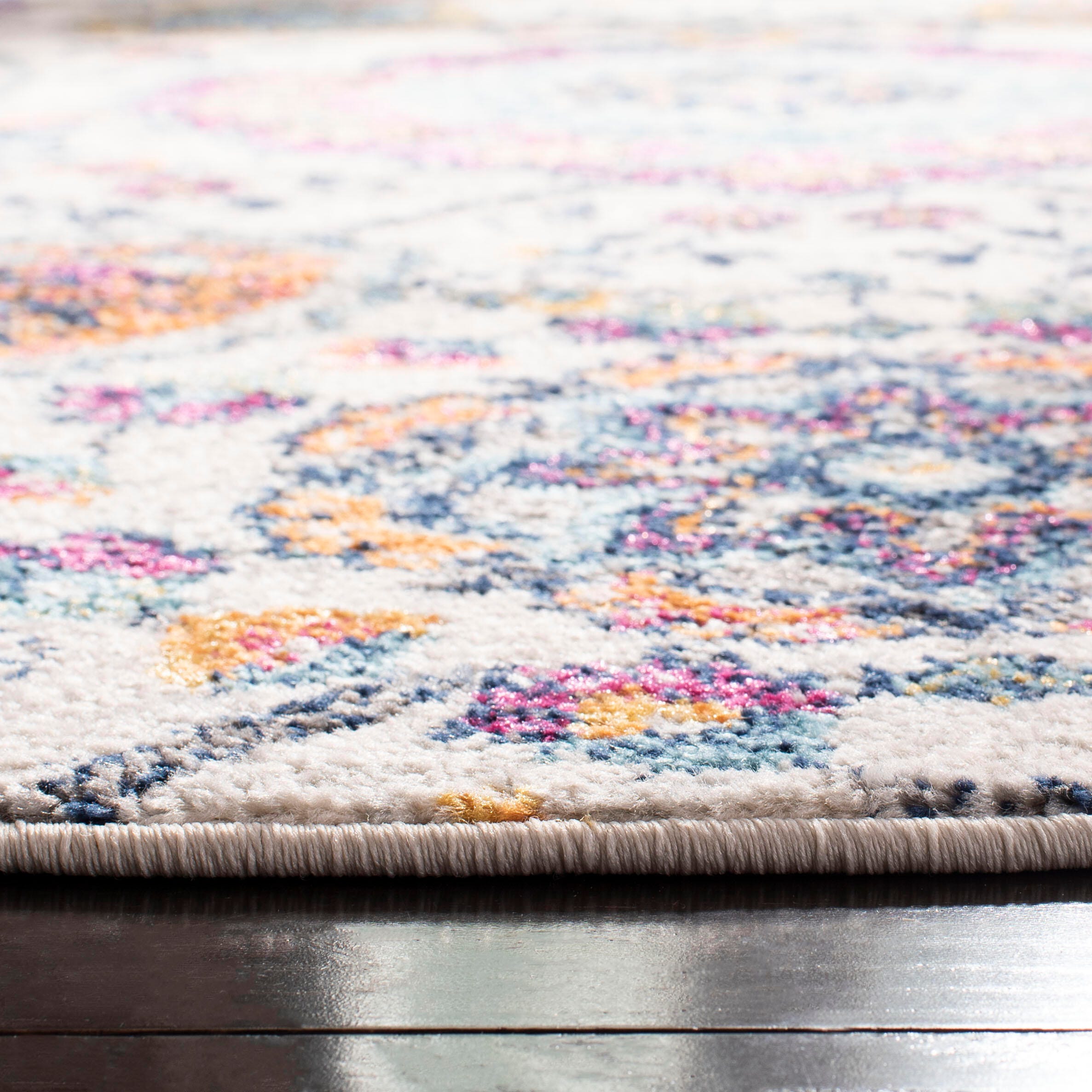 Safavieh Madison 4' x 4' Round Area Rug, Cream/Multi, large