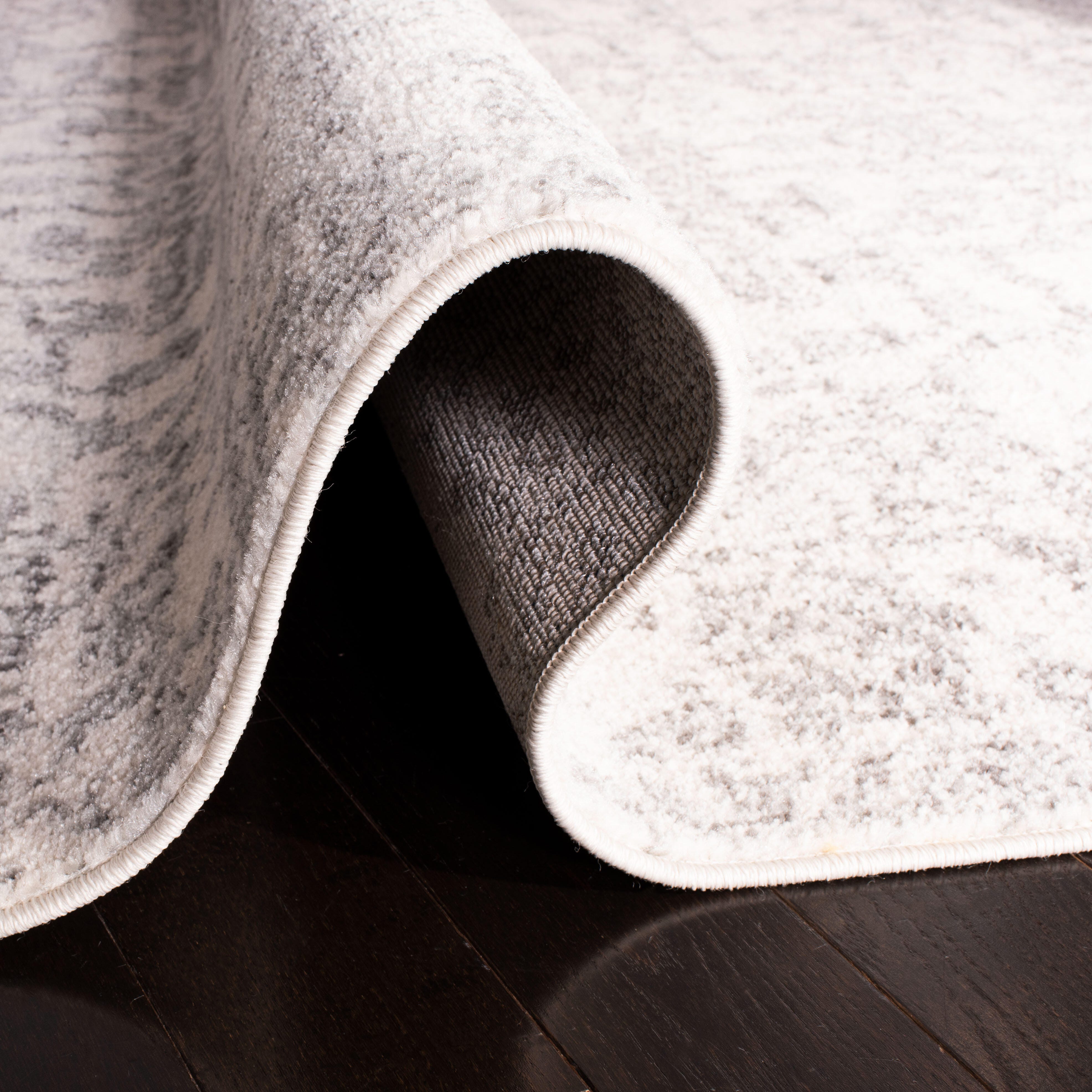 Safavieh Madison Madison 4' x 4' Square Area Rug, Silver/Ivory, large