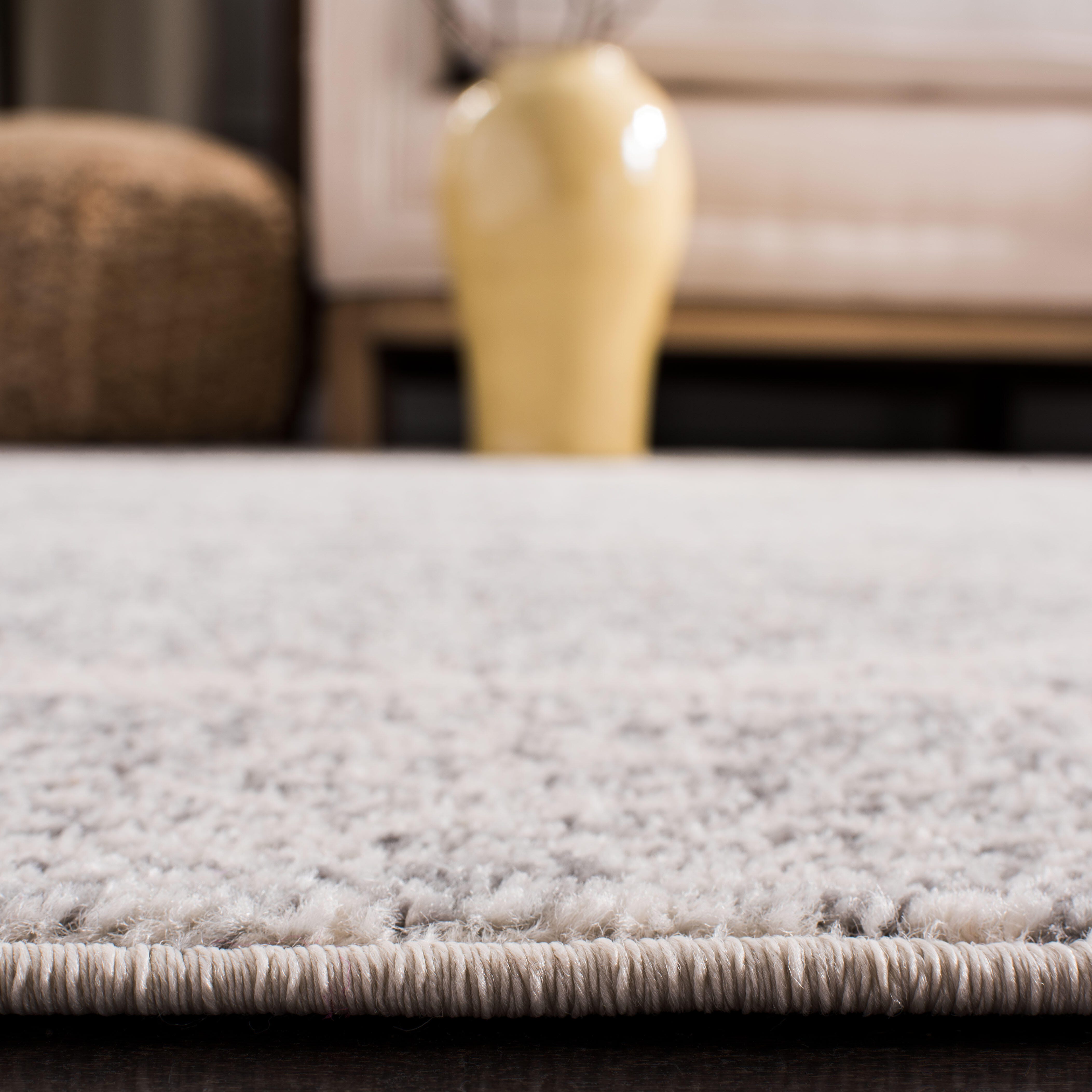 Safavieh Madison 4' x 6' Area Rug, Ivory/Silver, large