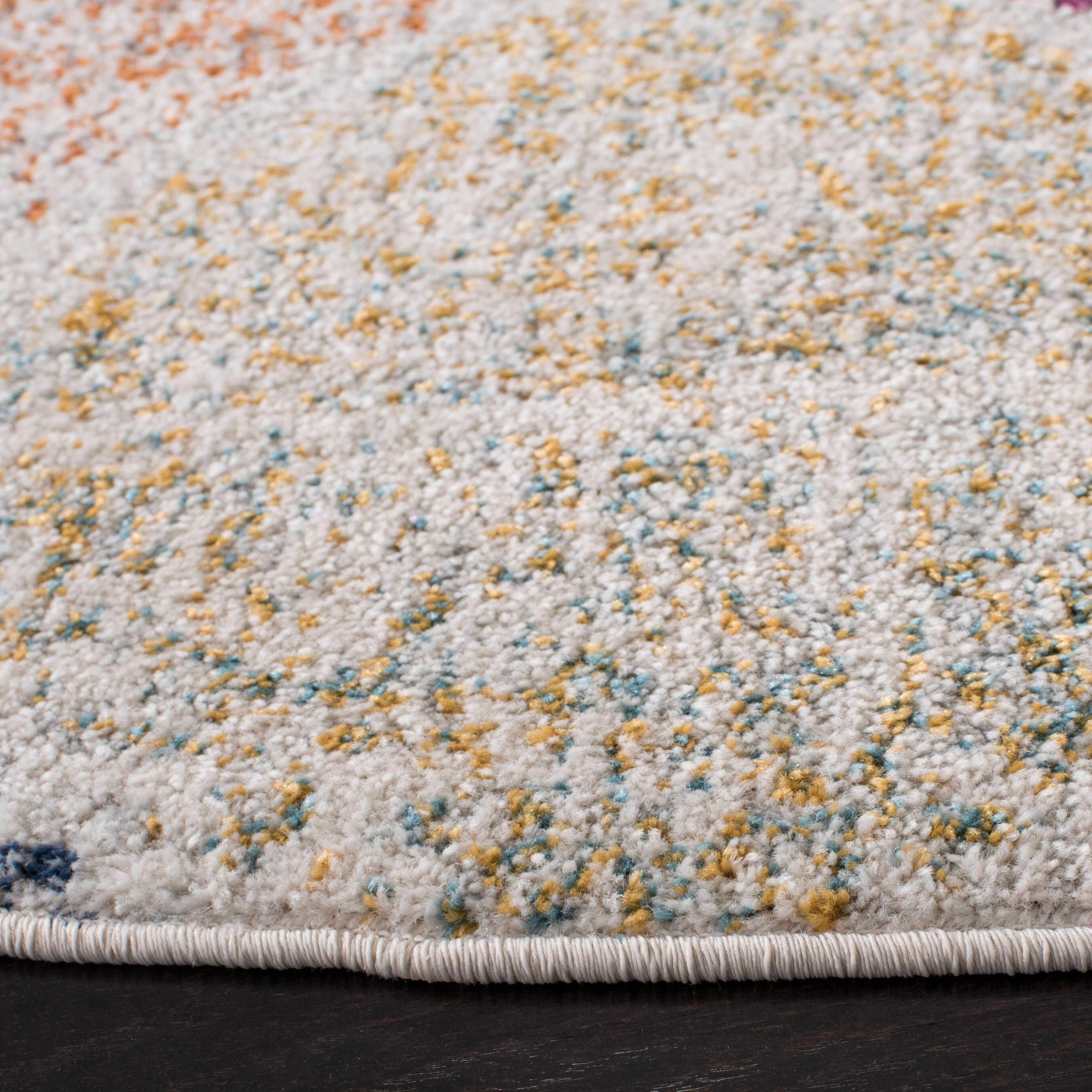 Safavieh Madison 4' x 4' Round Area Rug, Cream/Yellow, large