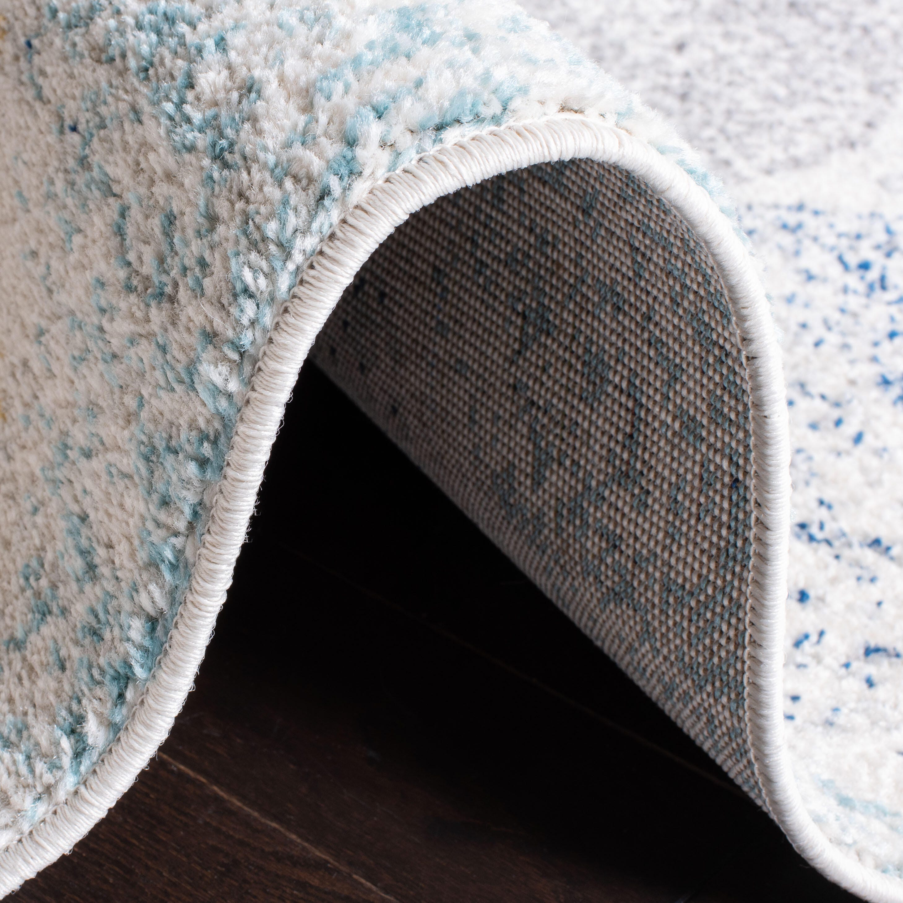 Safavieh Madison 2'-3 x 6' Runner, Ivory/Blue, large
