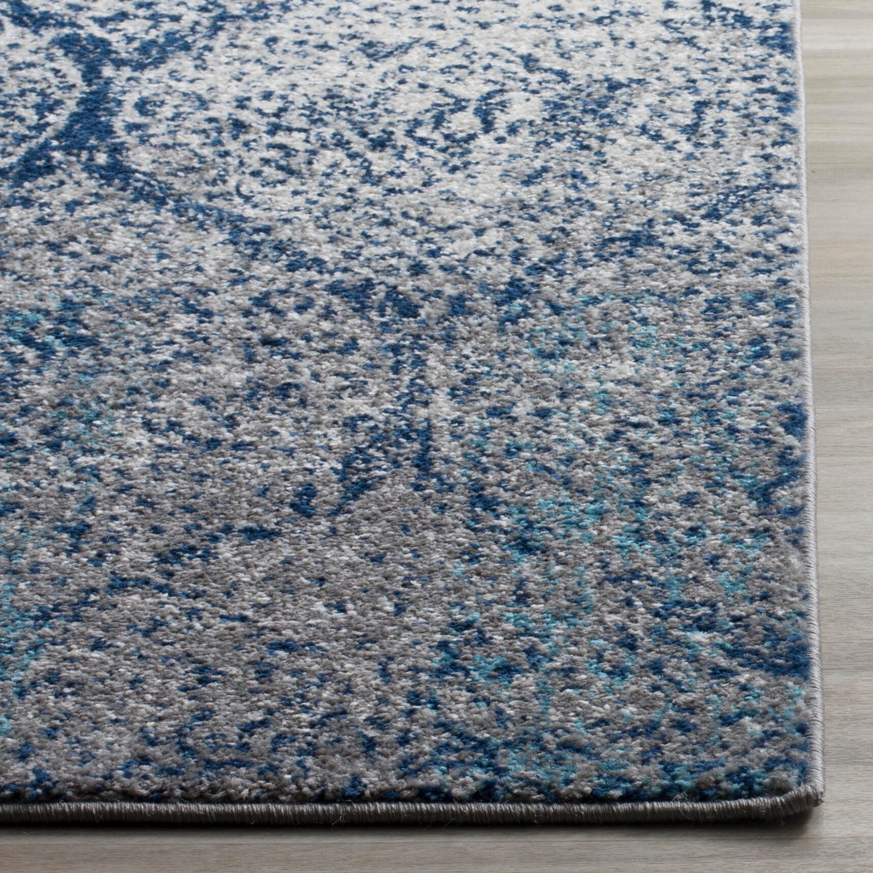 Safavieh Madison 8' x 10' Area Rug, Navy/Silver, large