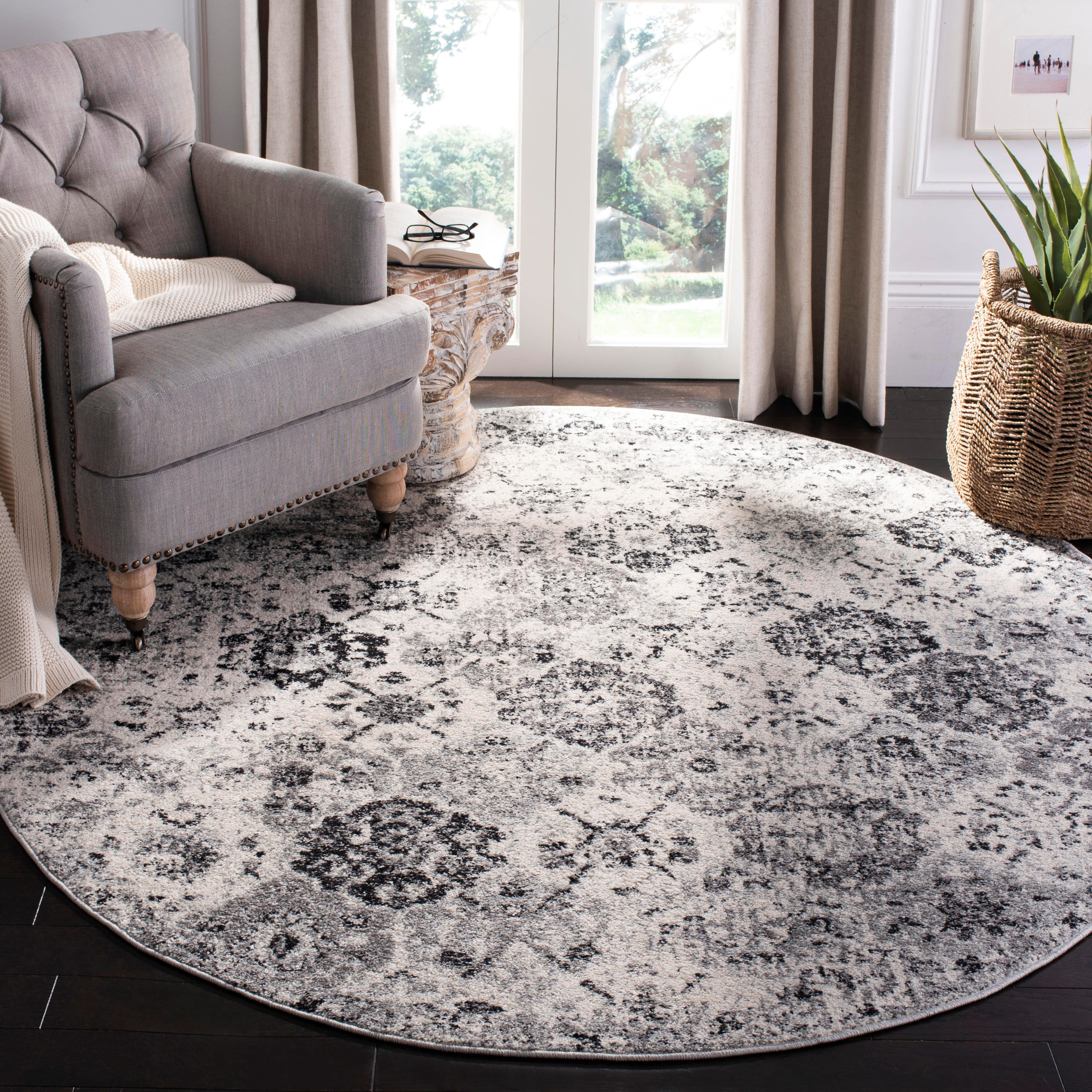 Safavieh Madison 6'-7 x 6'-7 Round Area Rug, Silver/Gray, rollover