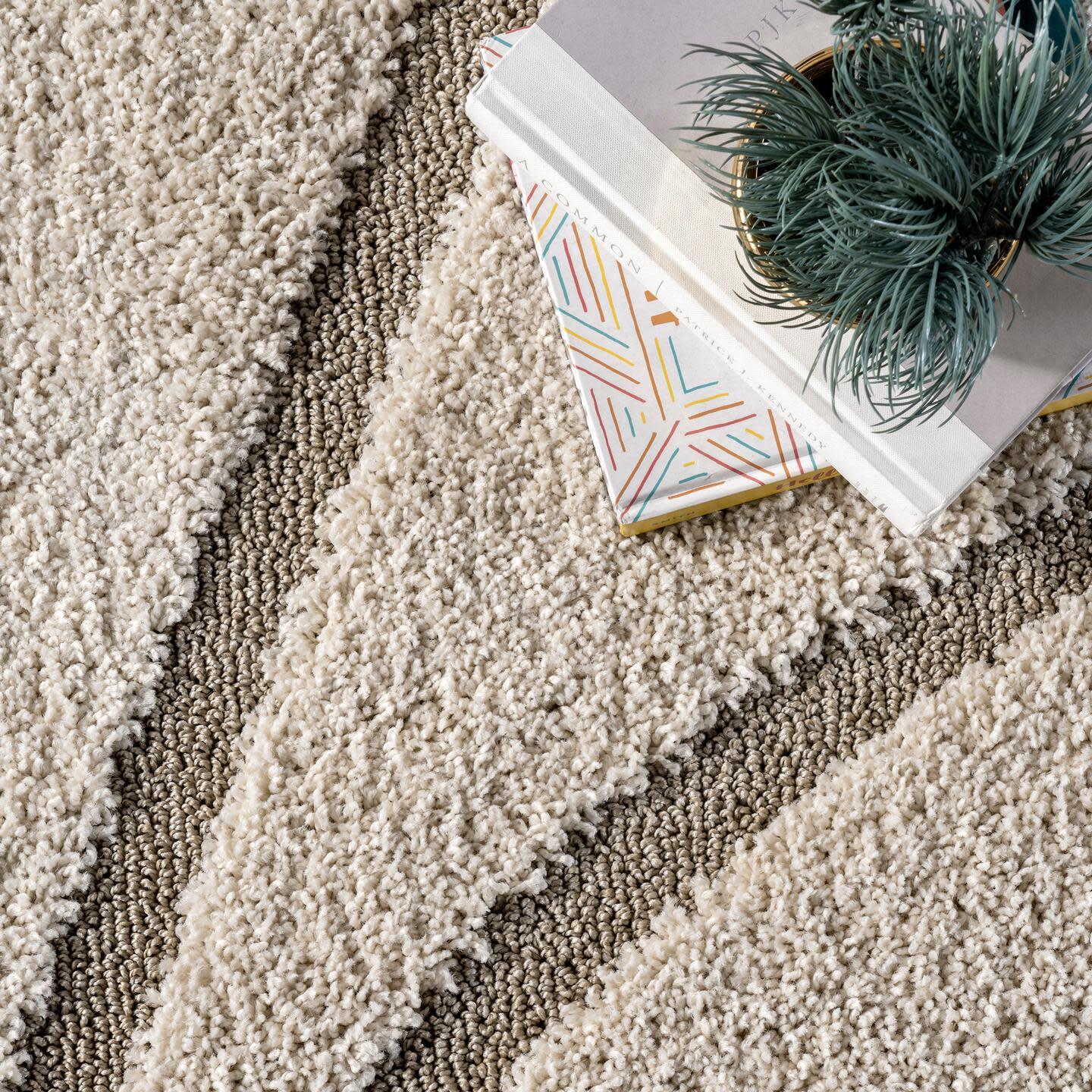 Nuloom Carolyn Modern Shag Area Rug, Cream, large