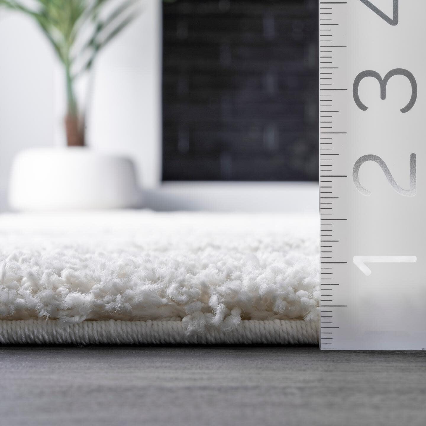 Nuloom Carolyn Modern Shag Area Rug, Beige, large