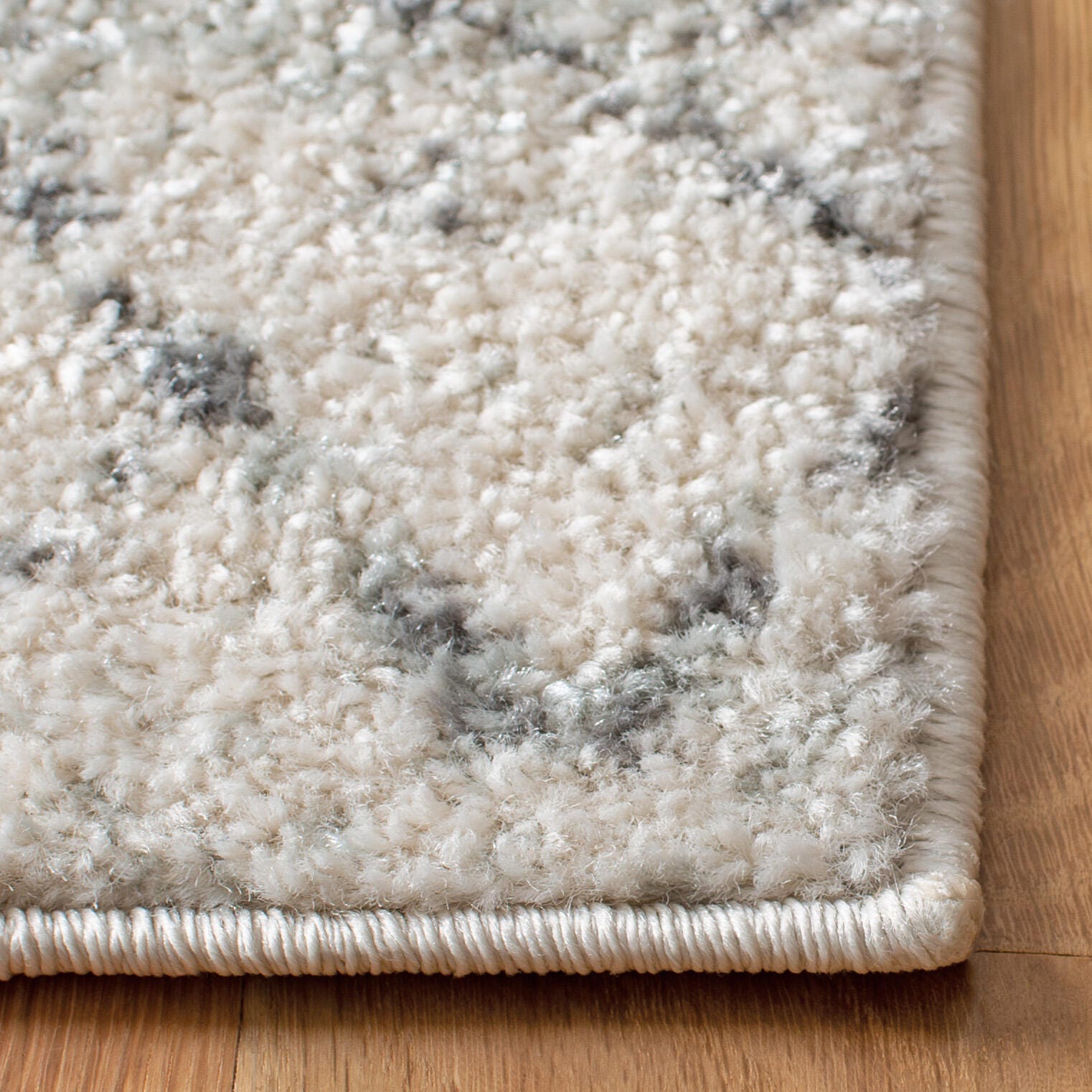 Safavieh Madison 4' x 6' Area Rug, Ivory/Charcoal, large