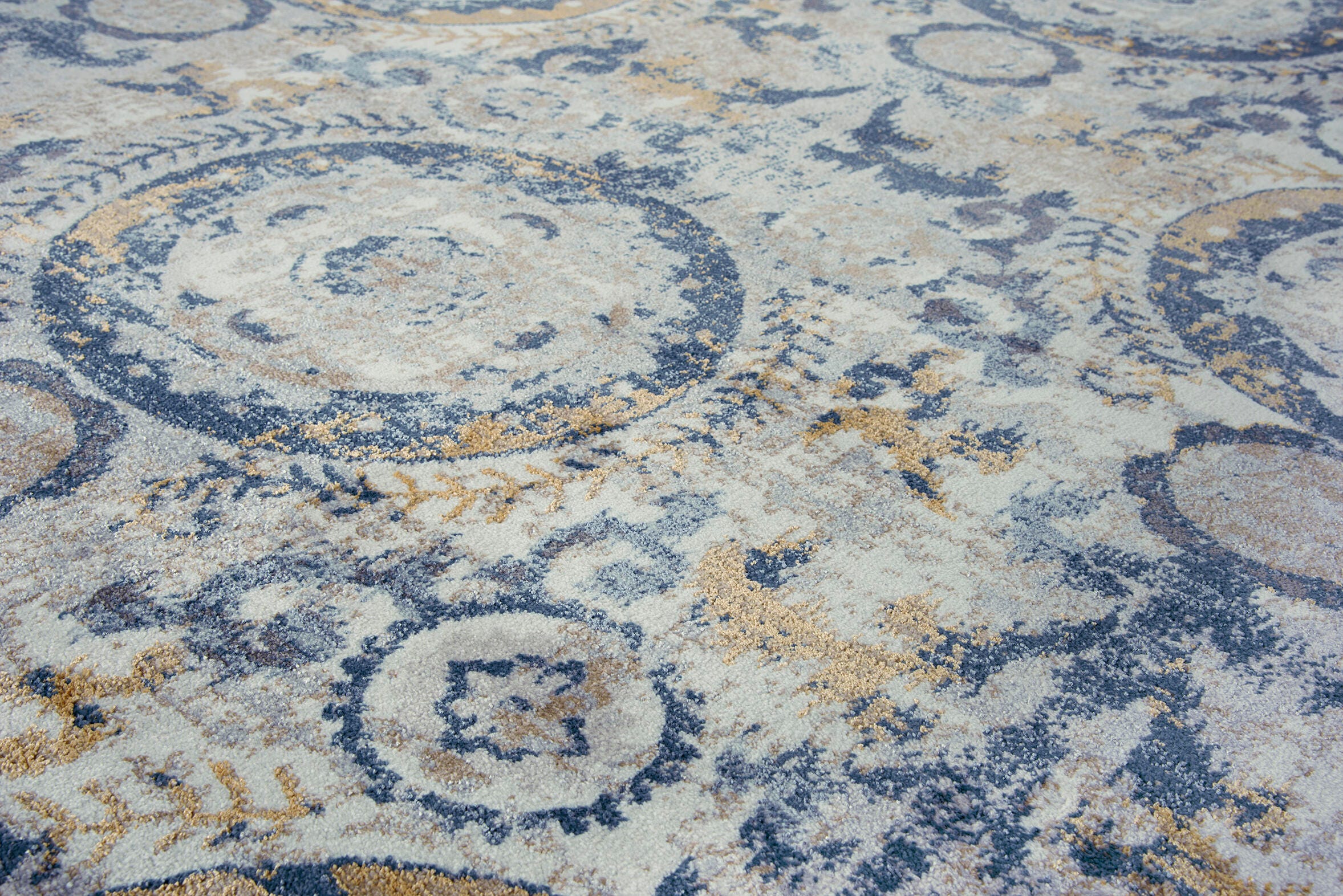 Lavish Lavish Neutral 2'7"x8' Power-Loomed Rug, , large