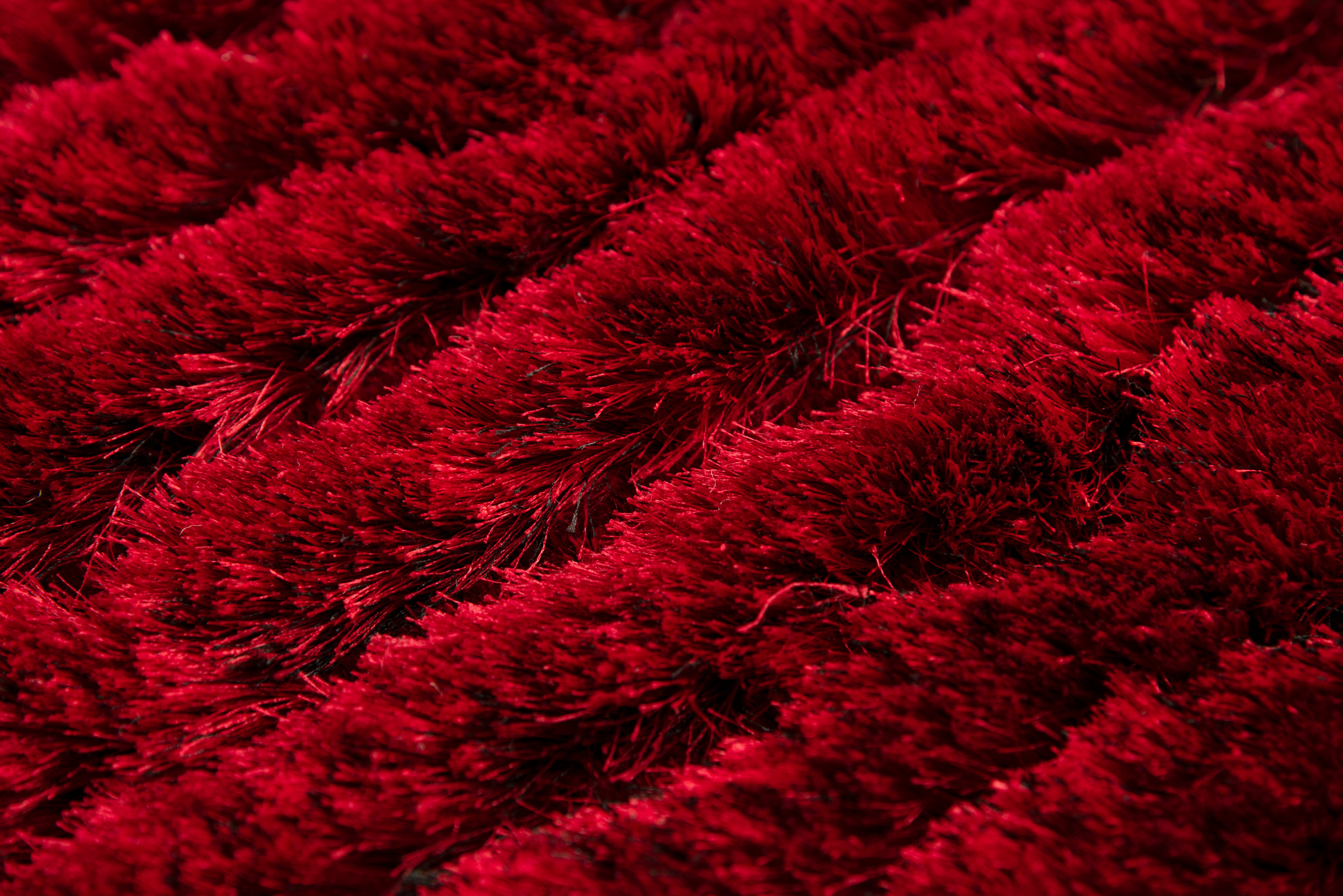 Swatch color Red , product with this swatch is currently selected