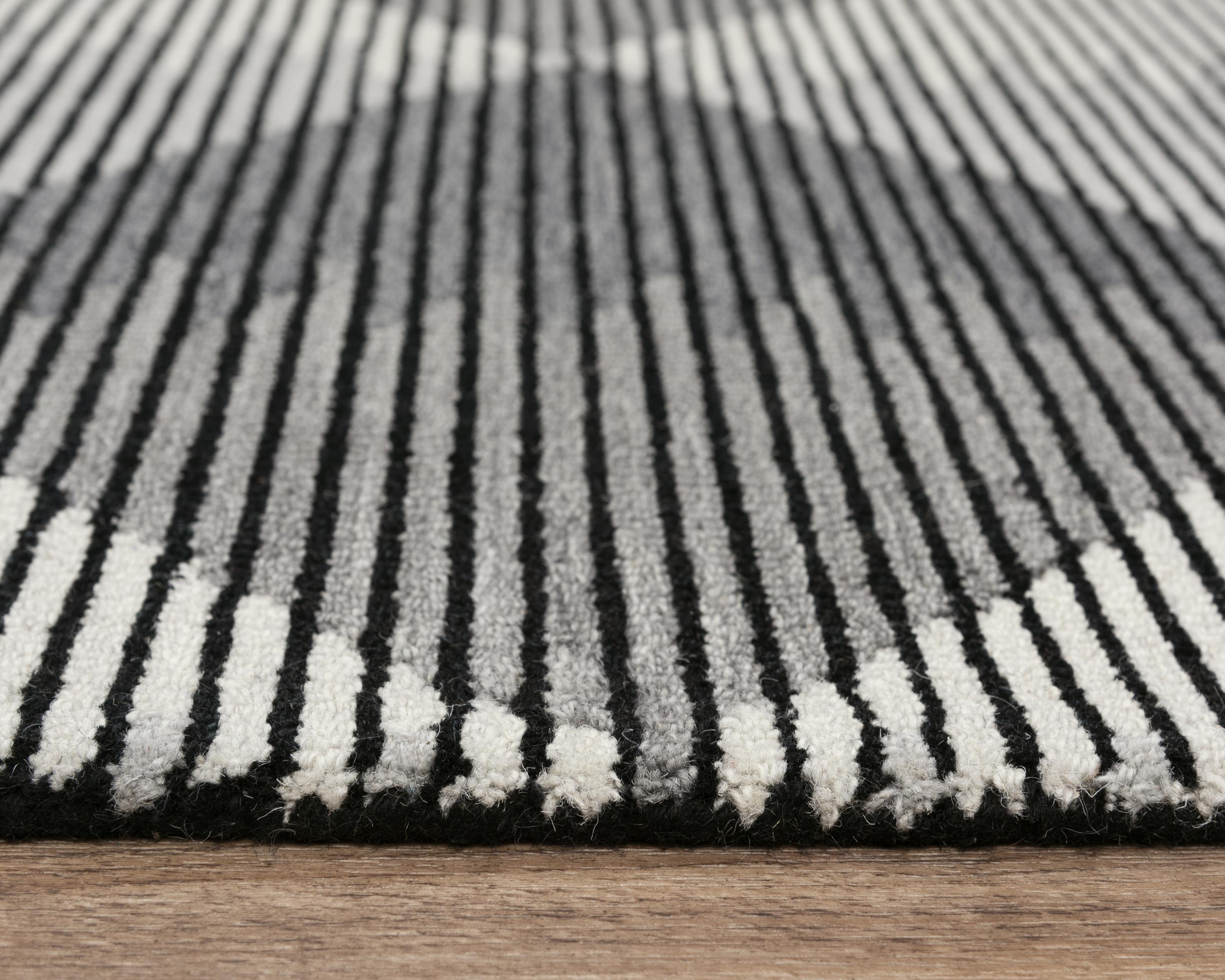 Rizzy Home Addison 5' x 7'6" Tufted Area Rug, Gray, large