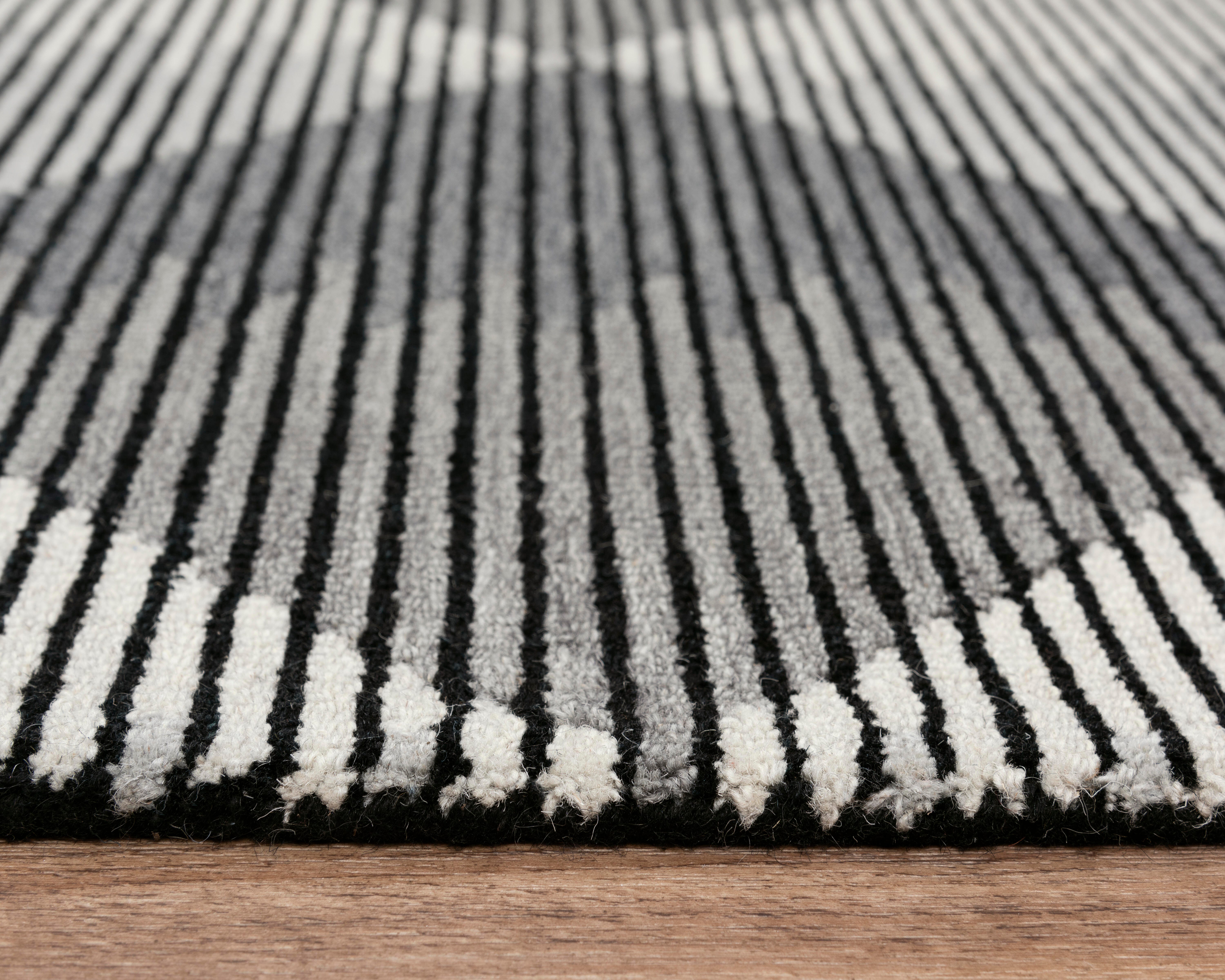Rizzy Home Addison 5' x 7'6" Tufted Area Rug, Gray, large