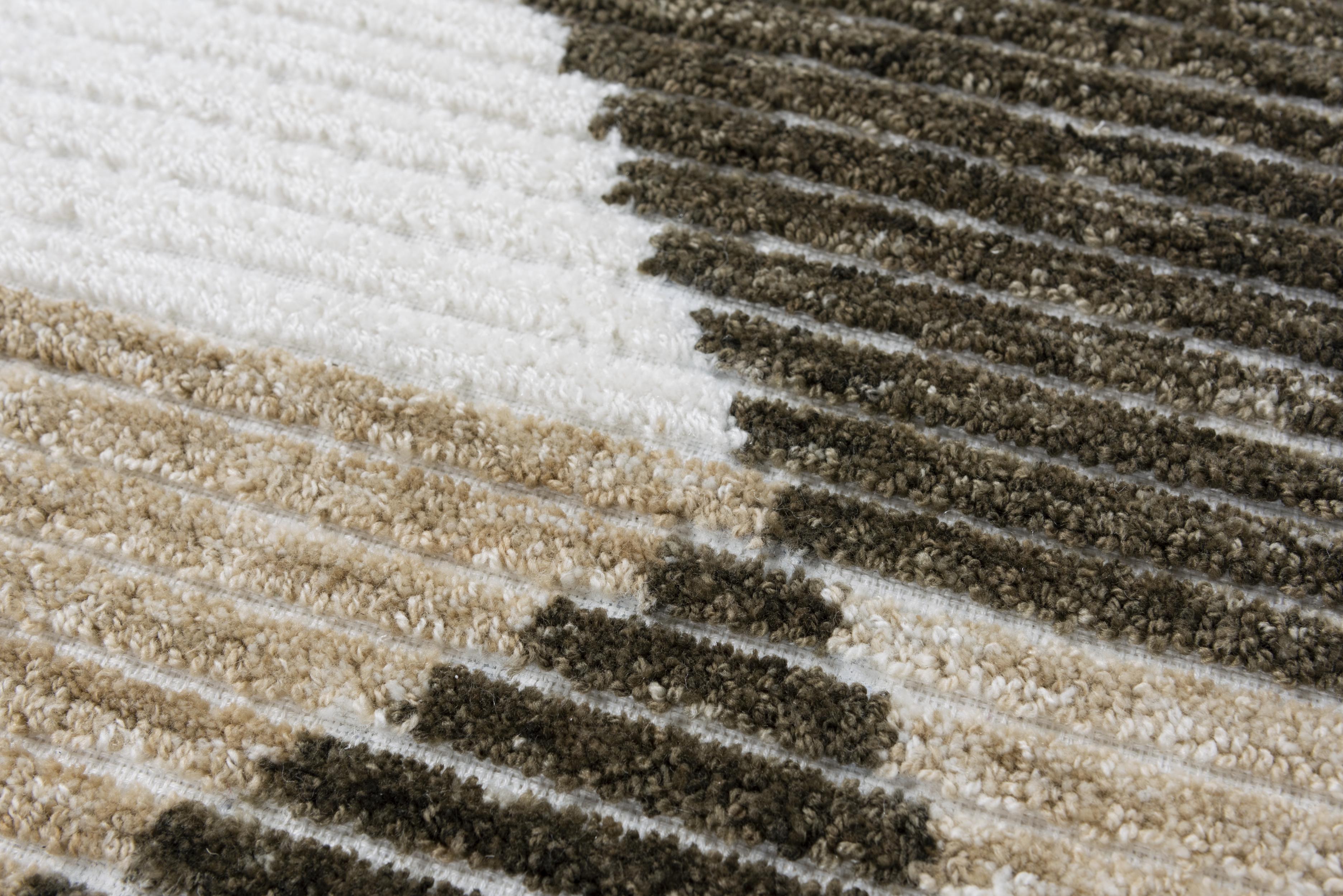 Rizzy Home Vista 5' x 7'6" Tufted Area Rug, , large