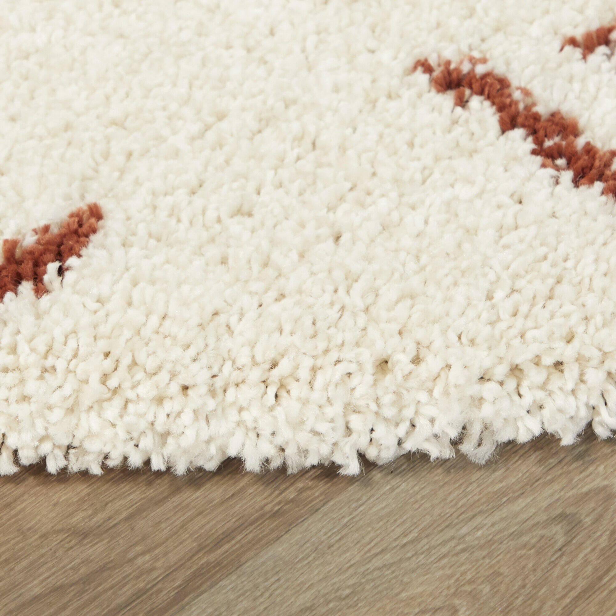 Balta Rupa Boho Moroccan Shag 4' 4" x 6' Runner Rug, White/Rust, large