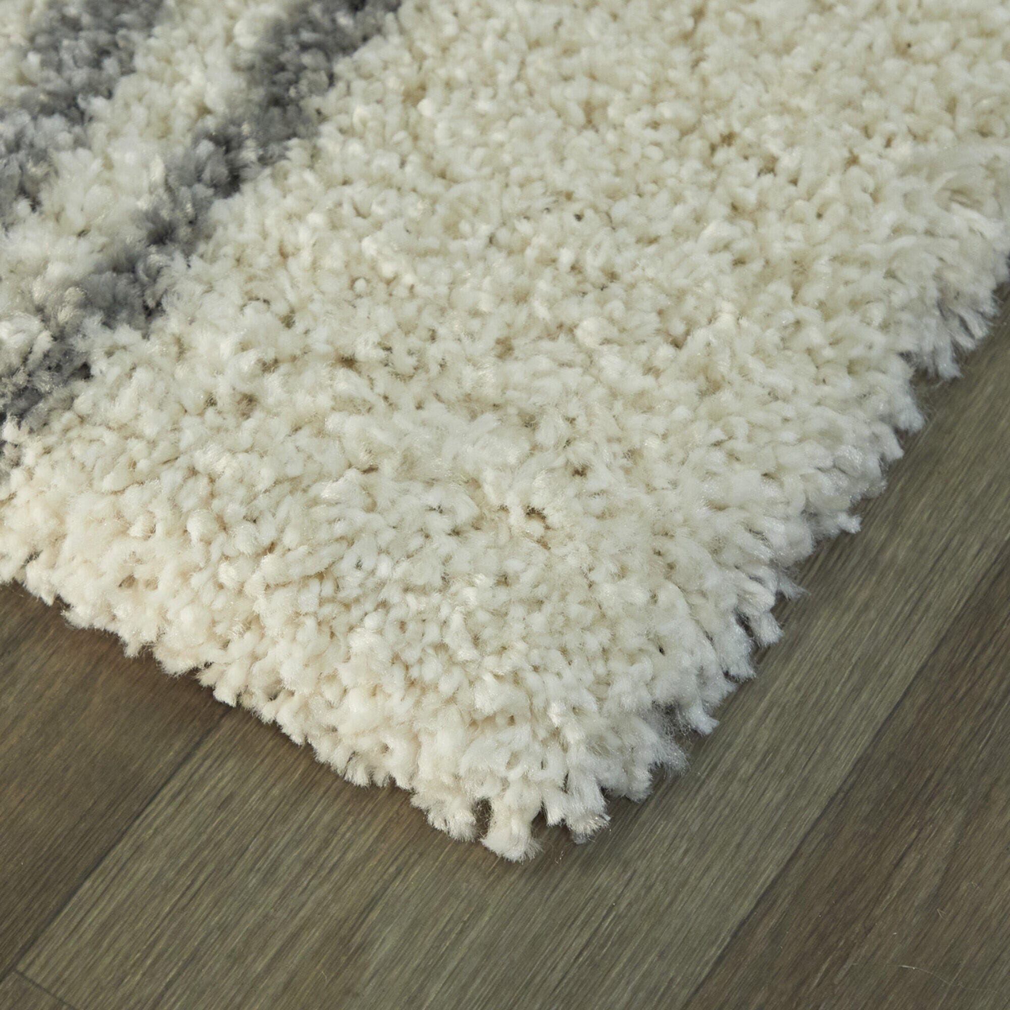 Balta Rupa Boho Moroccan Shag 4' 4" x 6' Runner Rug, Gray, large