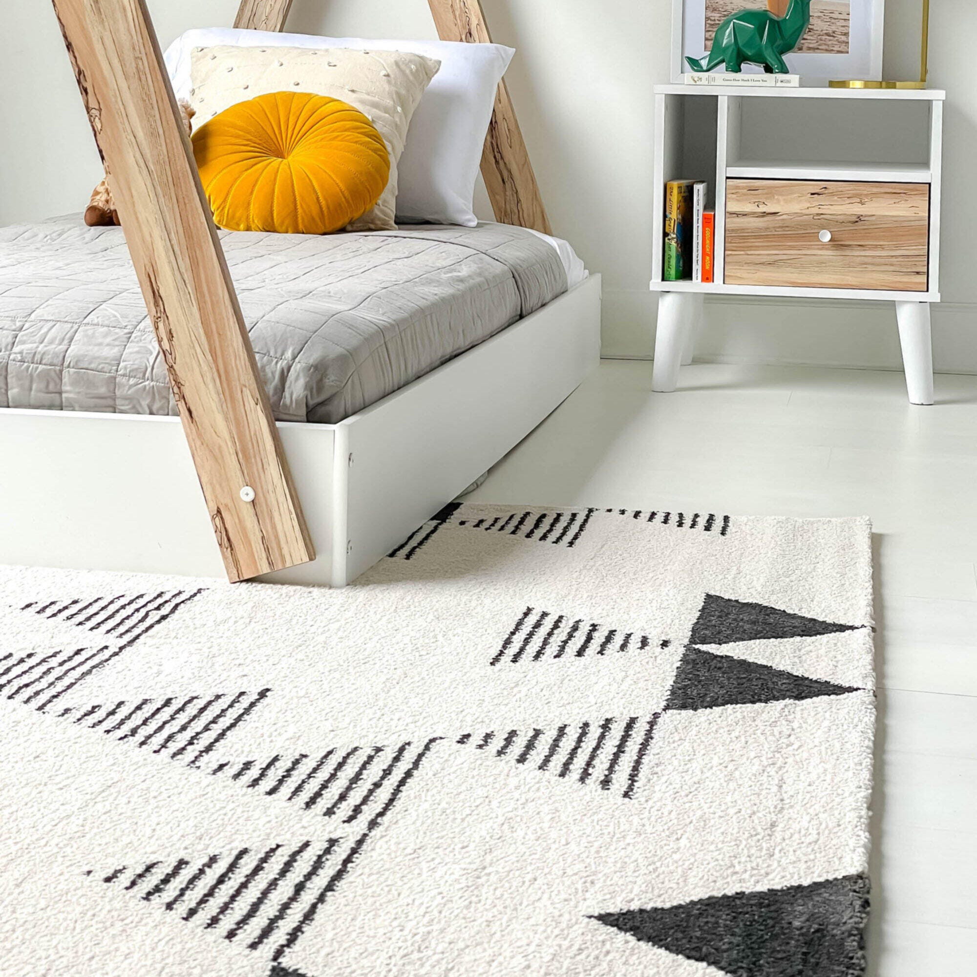 Balta Phoebe Modern Geometric 6' 7" x 9' Area Rug, White, rollover