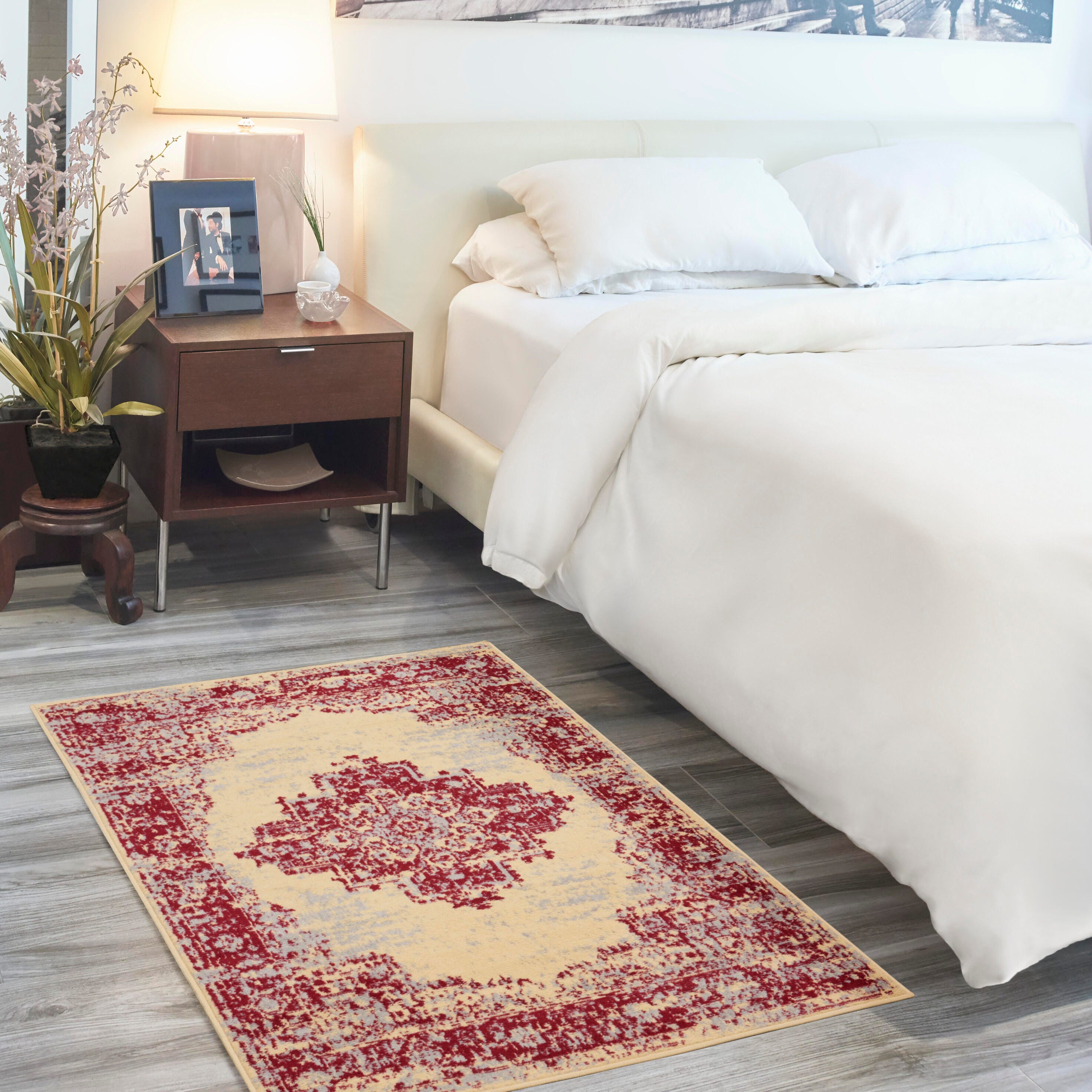 Nourison Home Nourison Grafix 3' x 5' Cream/Red Vintage Indoor Rug, Cream/Red, rollover