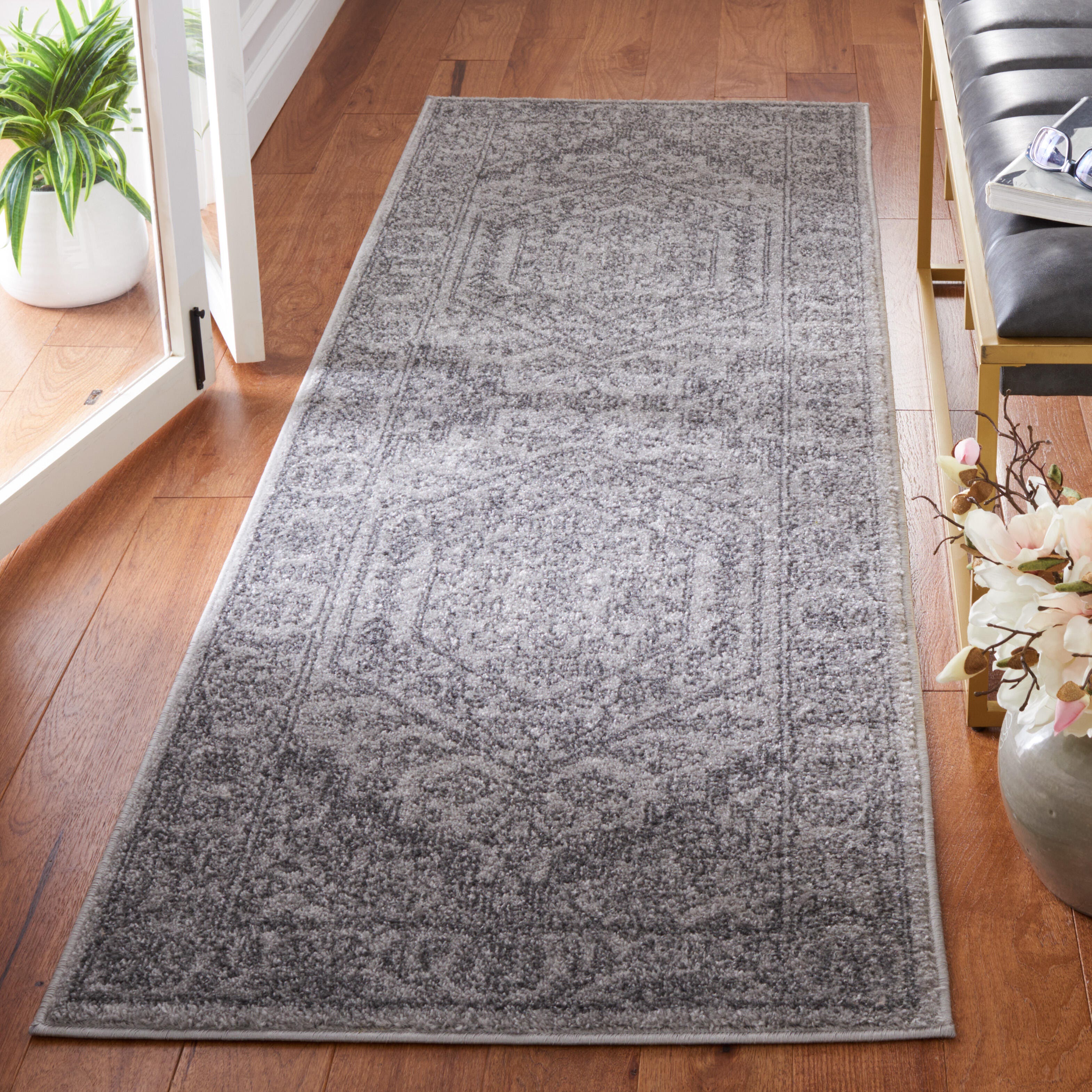 Safavieh Adirondack 2' 6" x 8' Runner, Light Gray/Dark Gray, rollover