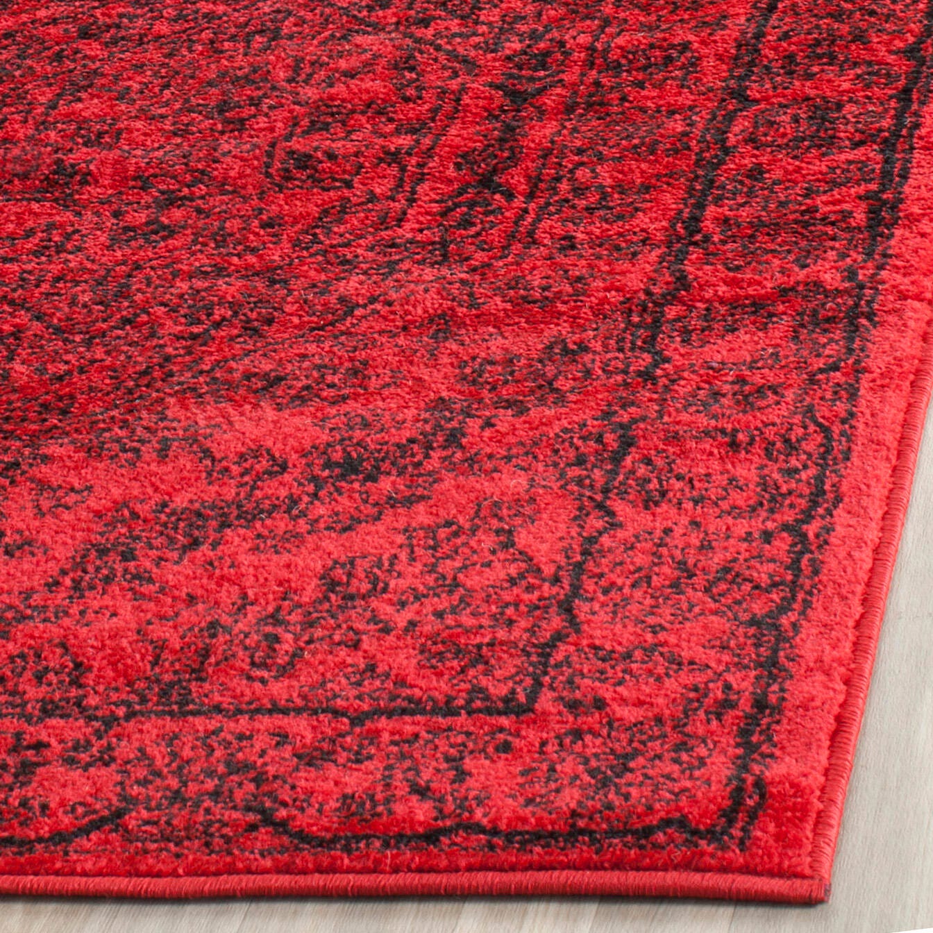 Swatch color Red/Black , product with this swatch is currently selected
