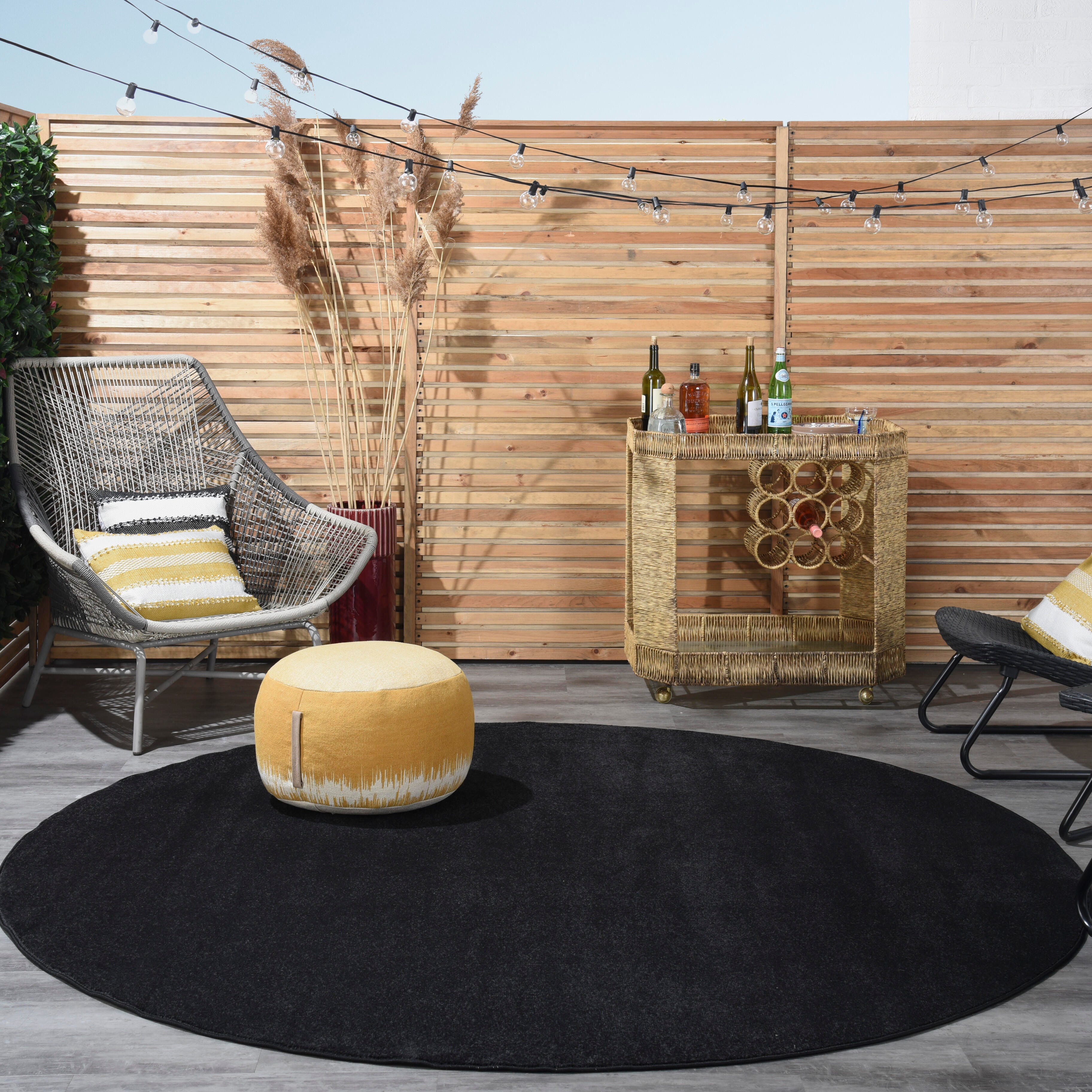 Nourison Home Nourison Nourison Essentials 8' x round Black Outdoor Indoor/Outdoor Rug, Black, rollover