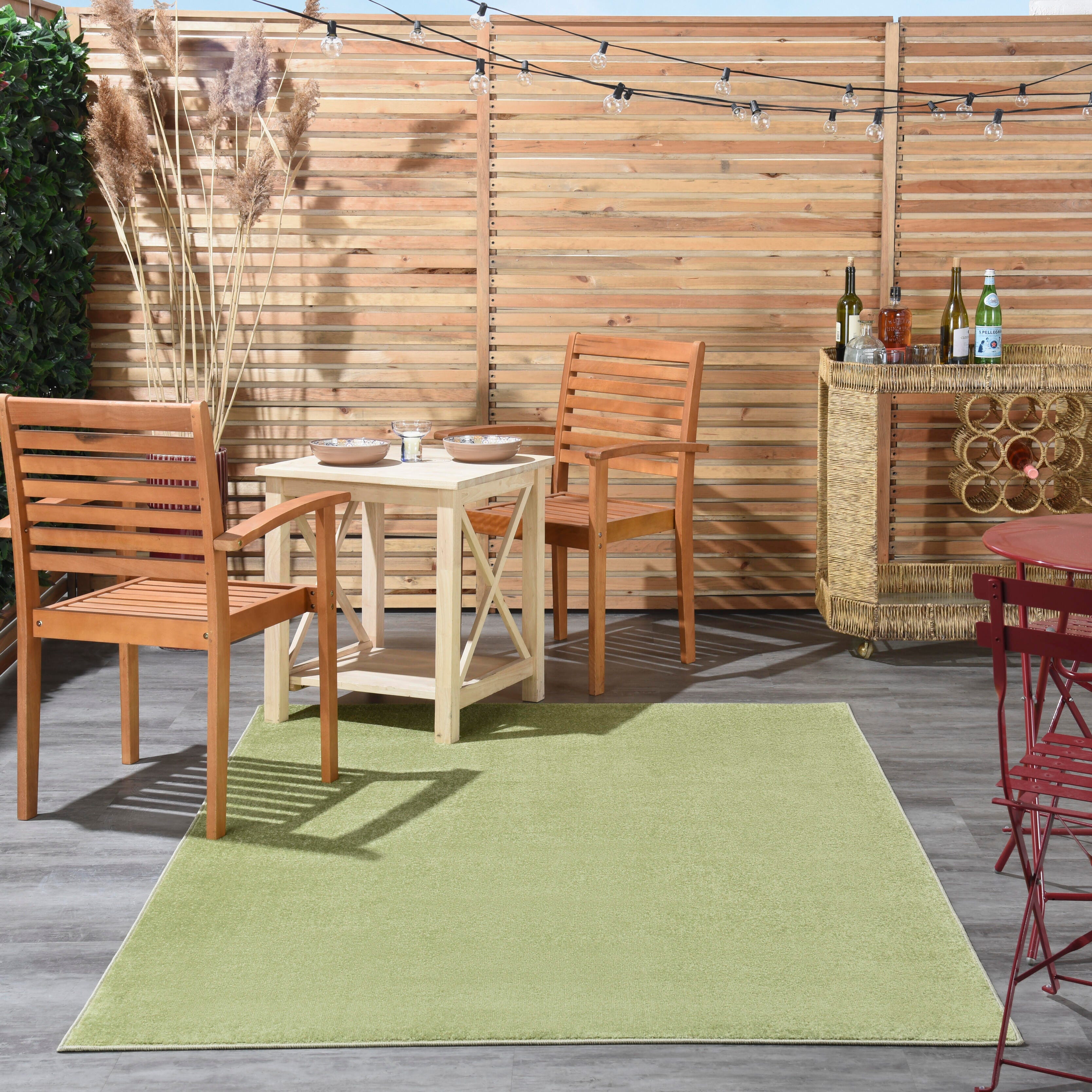 Nourison Home Nourison Nourison Essentials 6' x 9' Green Outdoor Indoor/Outdoor Rug, Green, rollover
