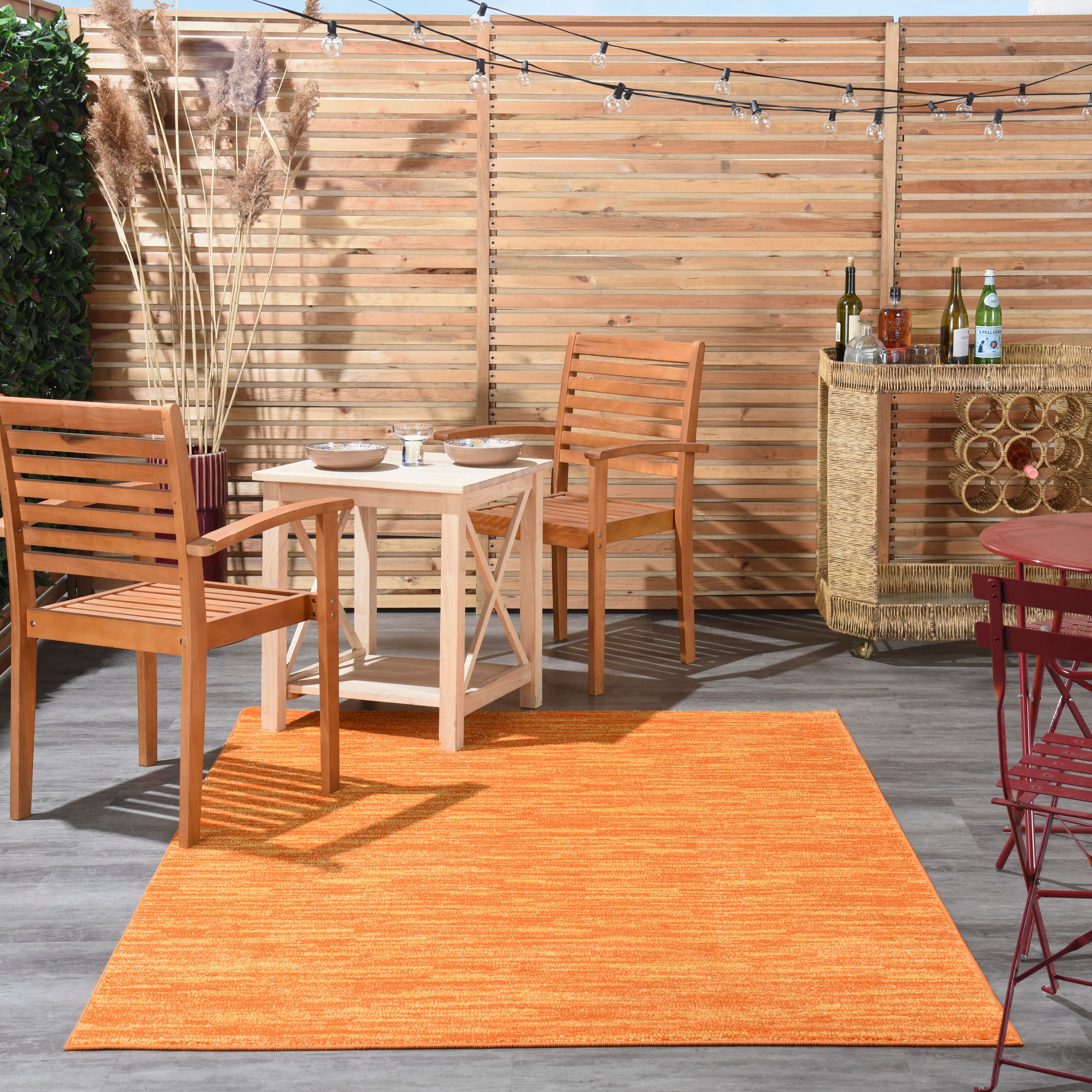Nourison Home Nourison Nourison Essentials 4' x 6' Sunburst Outdoor Indoor/Outdoor Rug, Sunburst, rollover