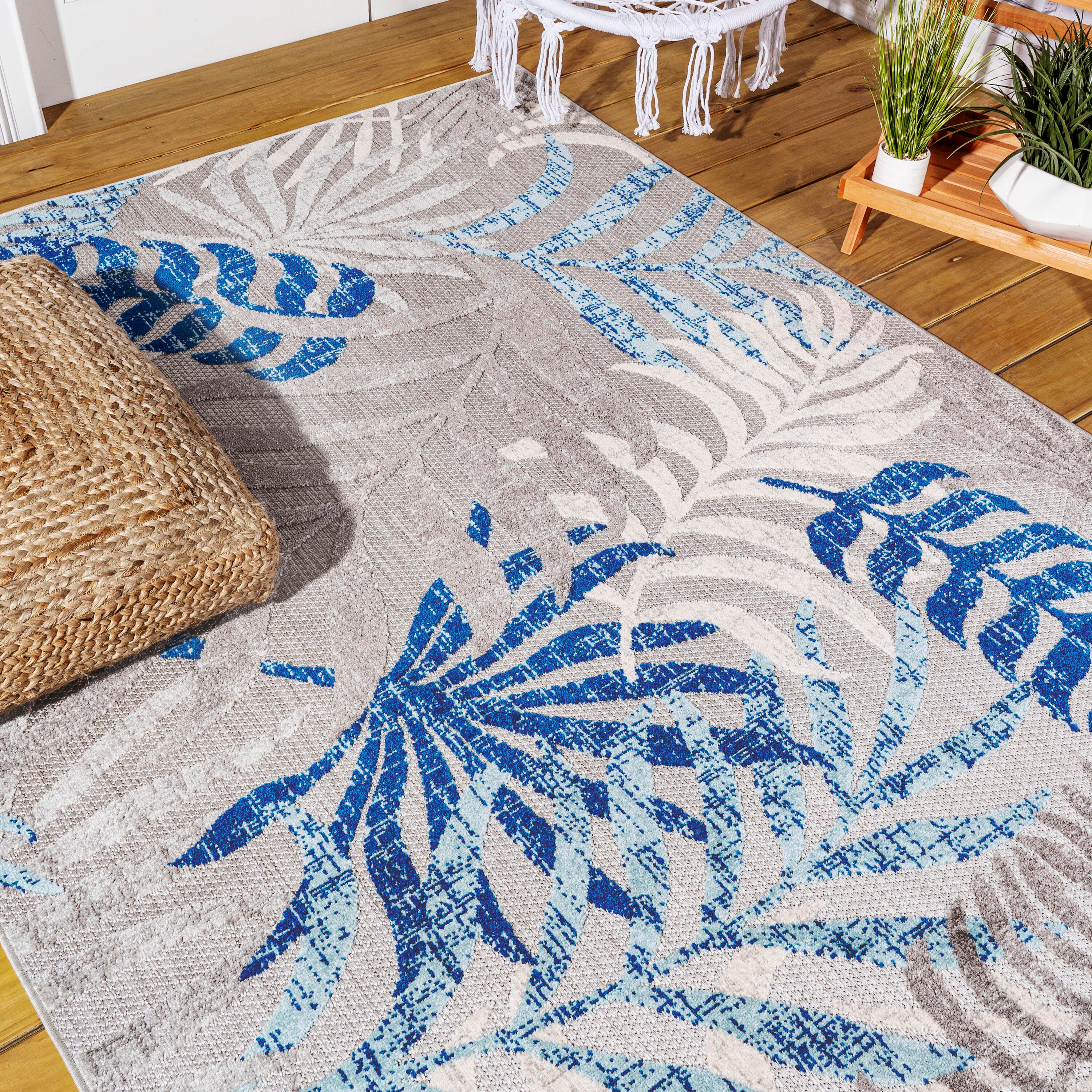 JONATHAN Y Tropics Palm Leaves Outdoor 4' x 6' Area Rug, Gray/Blue, large