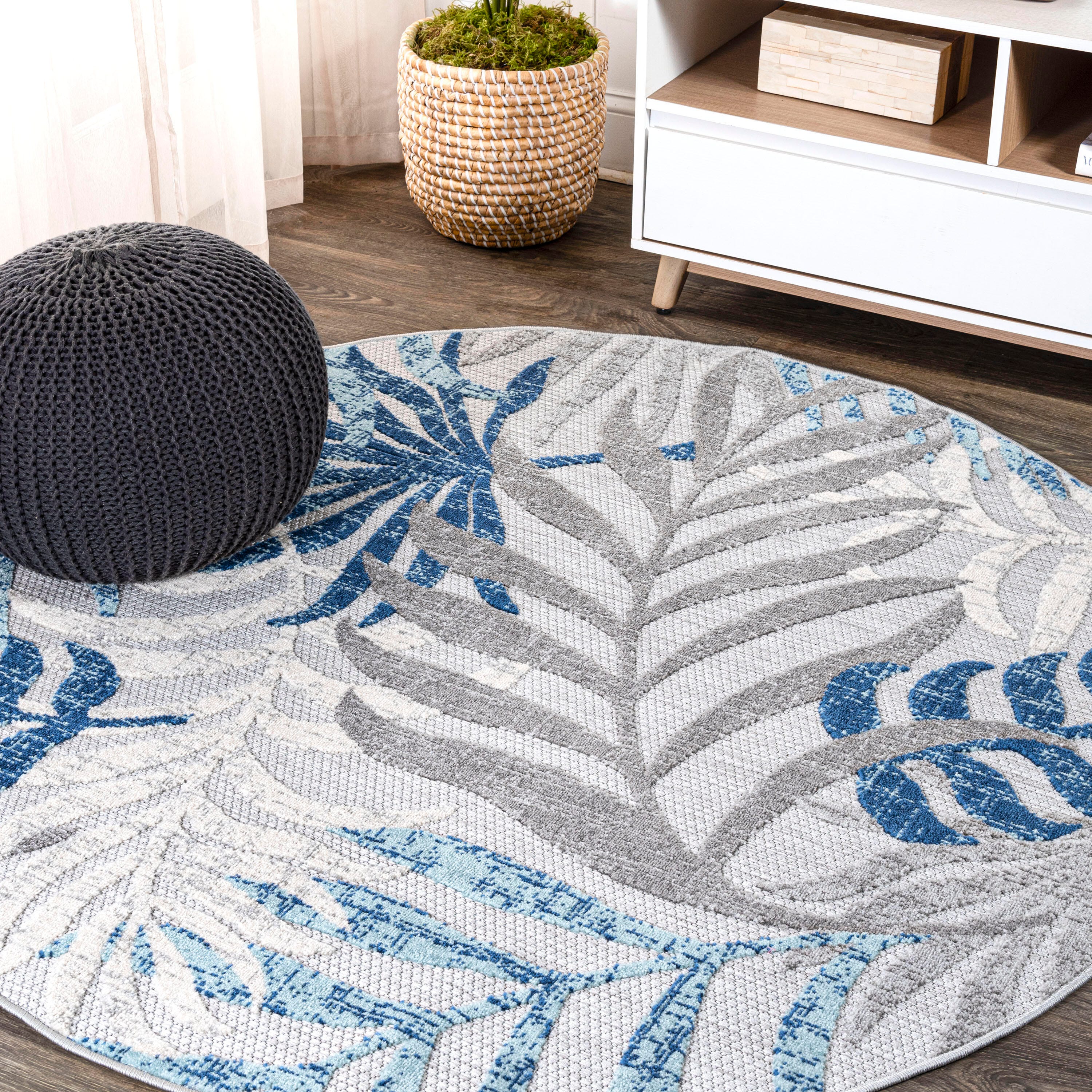JONATHAN Y Tropics Palm Leaves Outdoor 6' Round Area Rug, Gray/Blue, rollover
