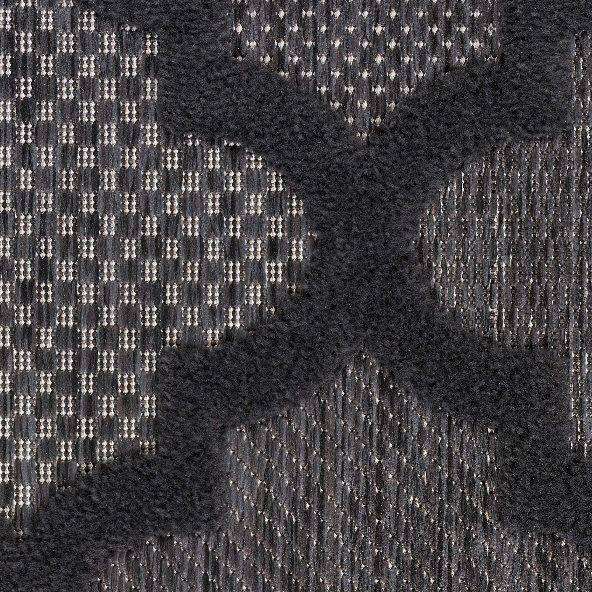 Swatch color Charcoal/Black 