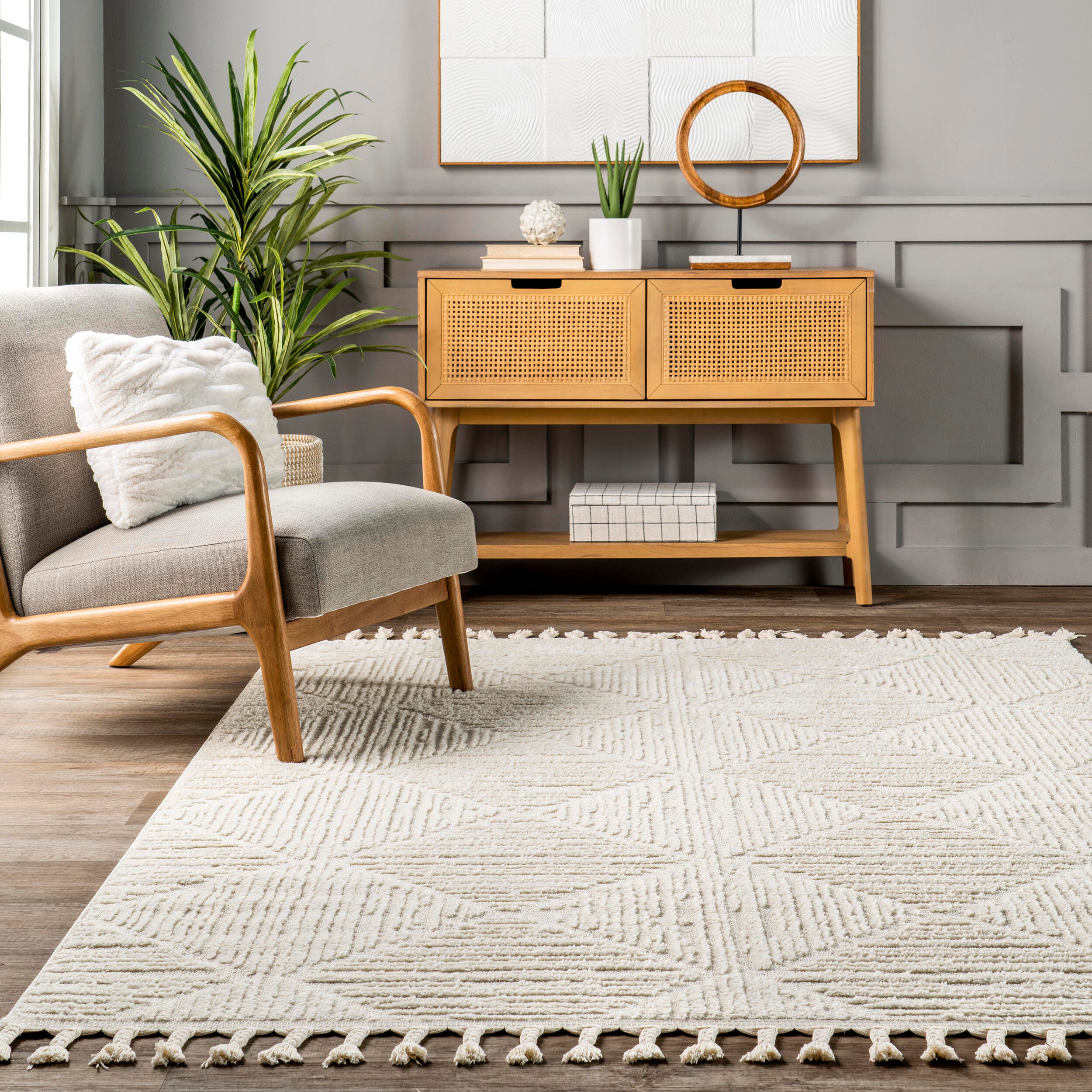 nuLOOM Kerry Textured Geometric Tasseled Area Rug, Ivory, large
