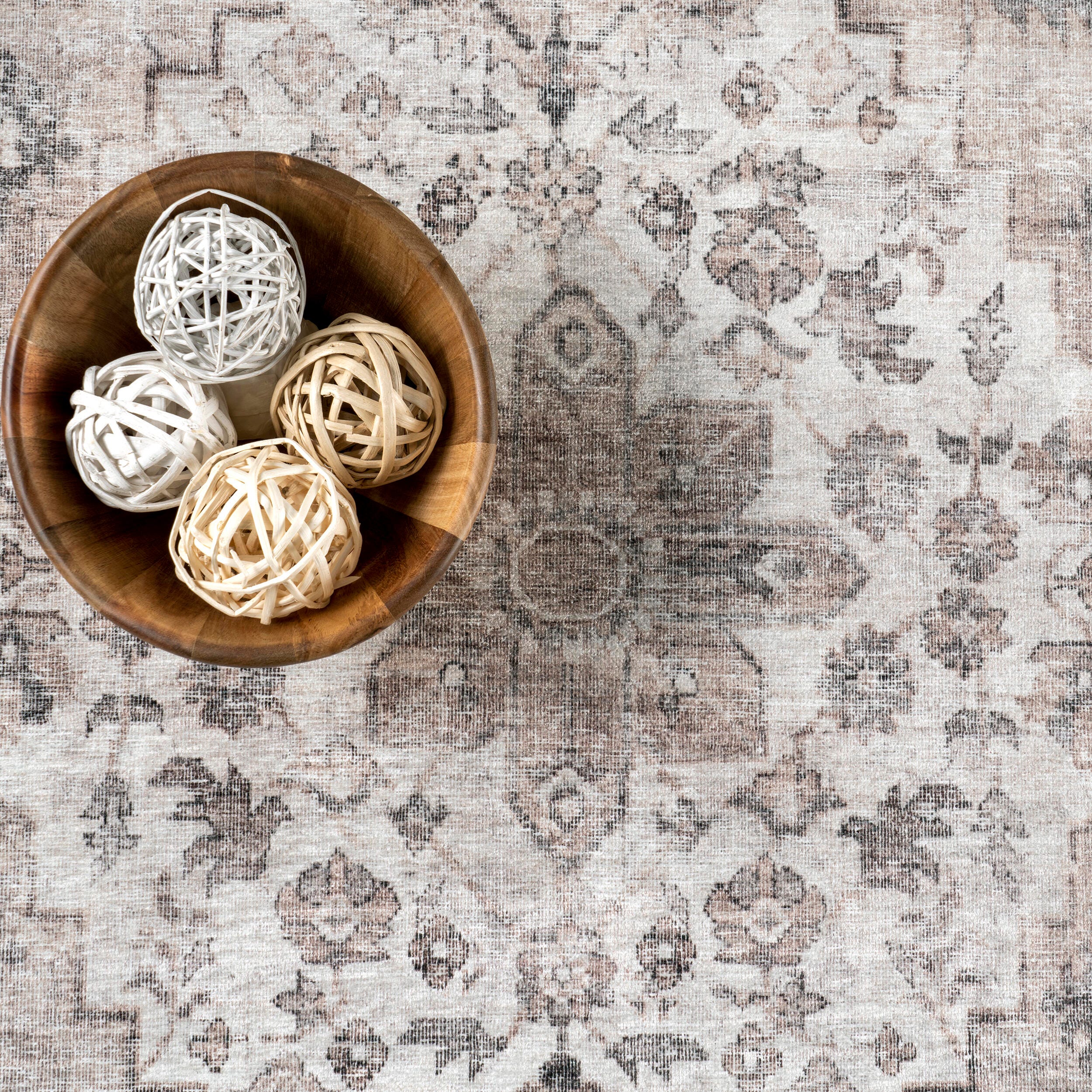 nuLOOM Davi Faded Stain-Resistant Machine Washable Area Rug, Stone, large