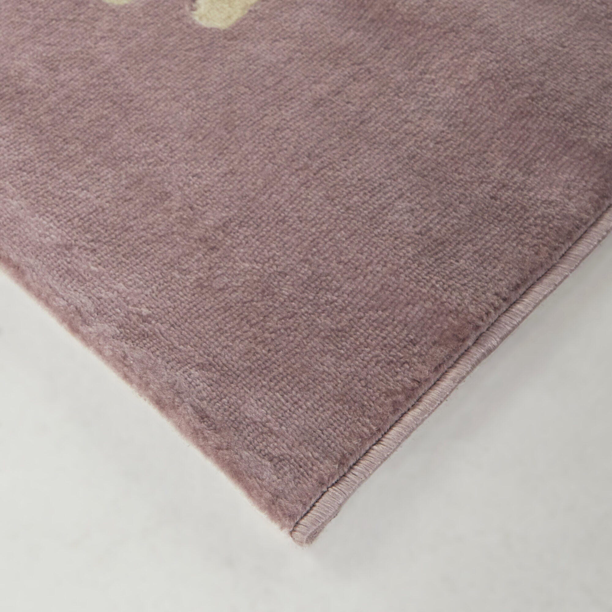 Sullivans Hop Kids Rabbit 5' 3" x 7' Area Rug, Lavender, large