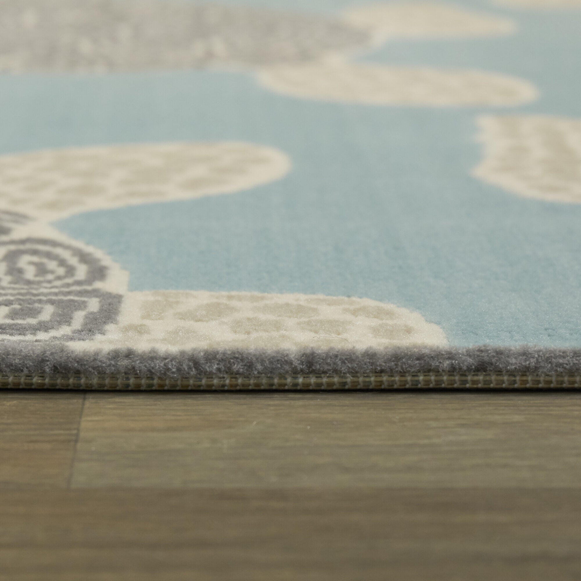 Sullivans Swimming Sea Turtle 5' 3" x 7' Area Rug, Blue, large