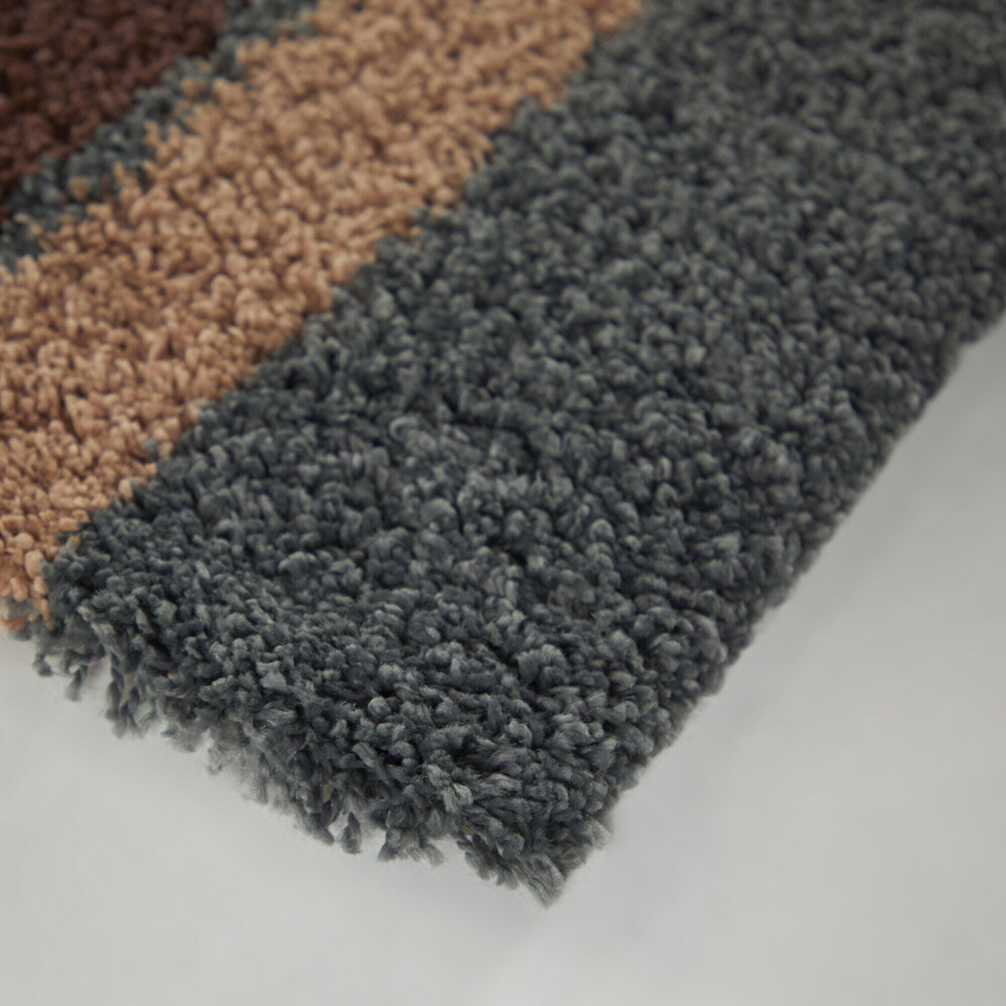 Balta Rugs Kristina 4' 4" x 6' Area Rug, Dark Slate/Pink, large