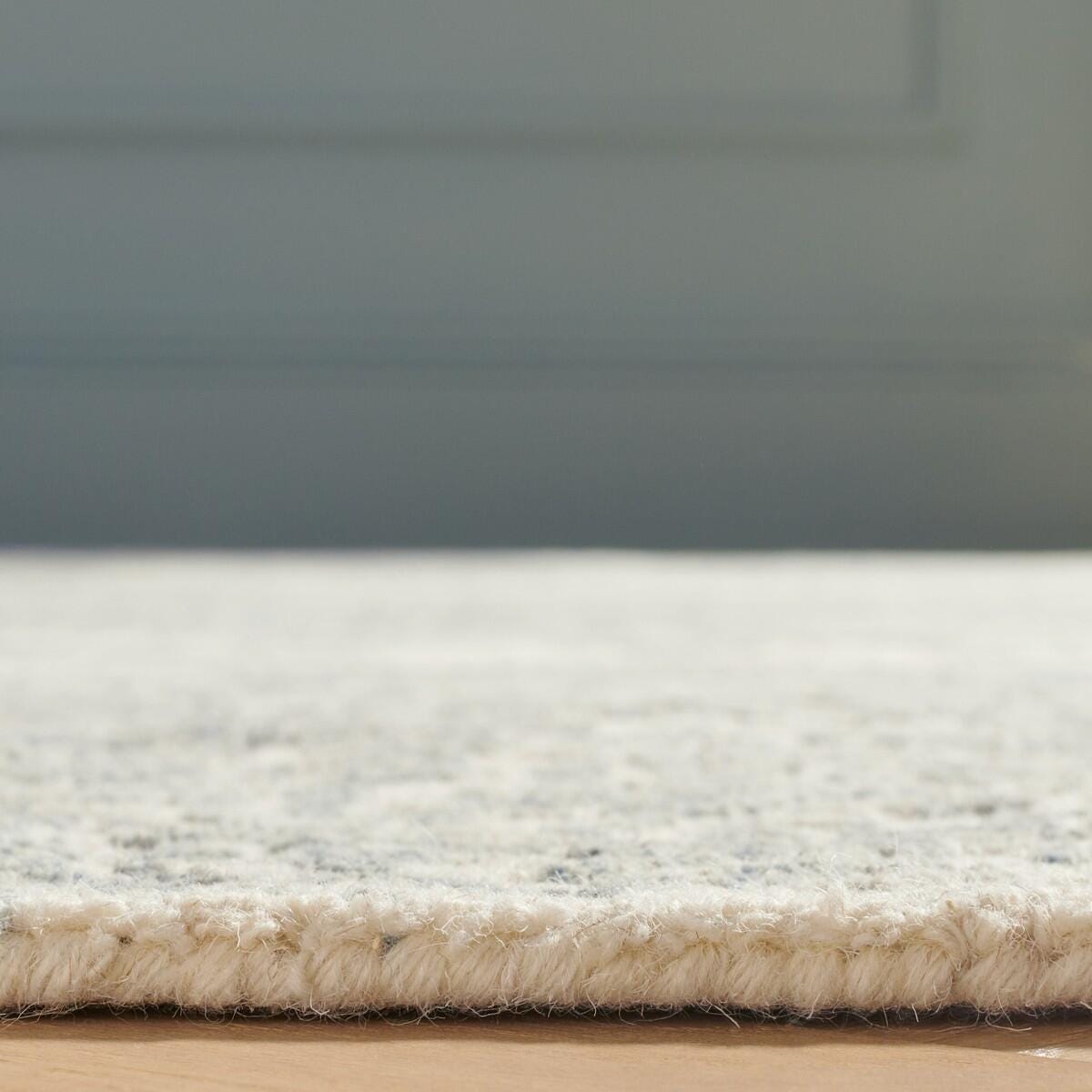 Safavieh Martha Stewart Collection Trellis  4' x 6' Area Rug, Ivory/Blue, large