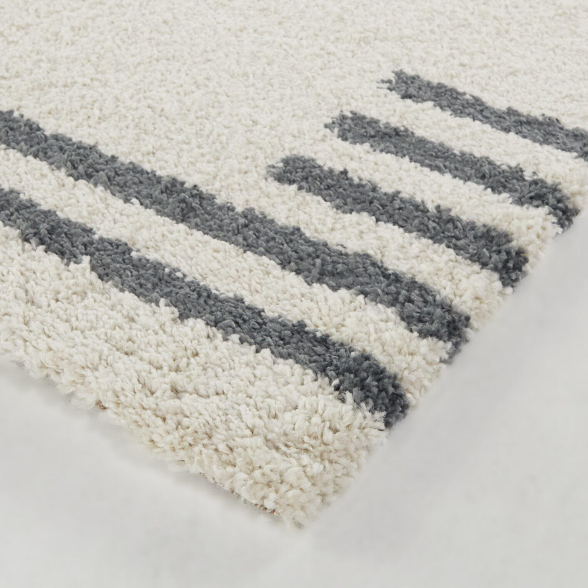 Erin Striped Shag 5' 3" x 7' Area Rug, Gray, large