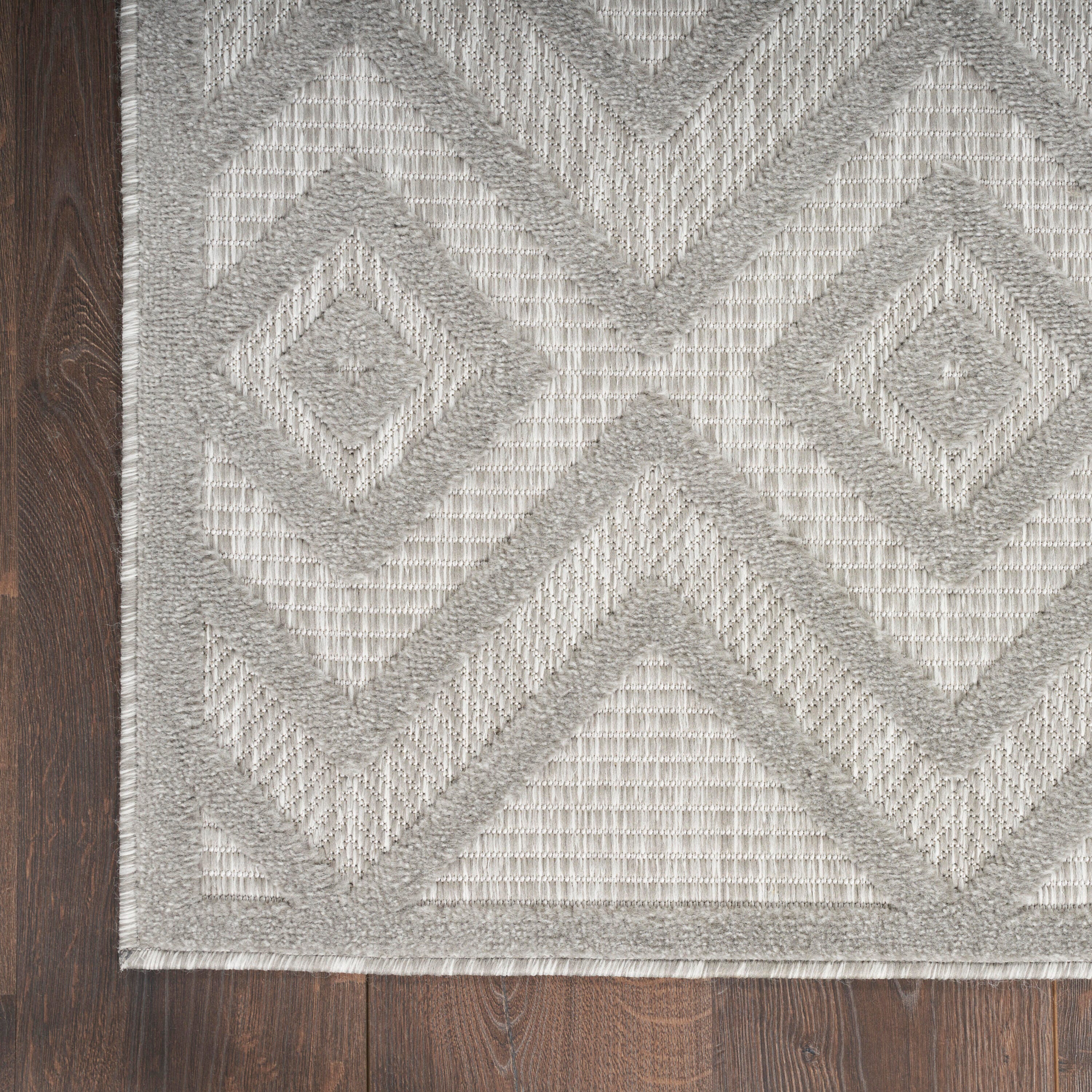 Nourison Home Versa 2' x 4' Area Rug, Silver/Gray, large
